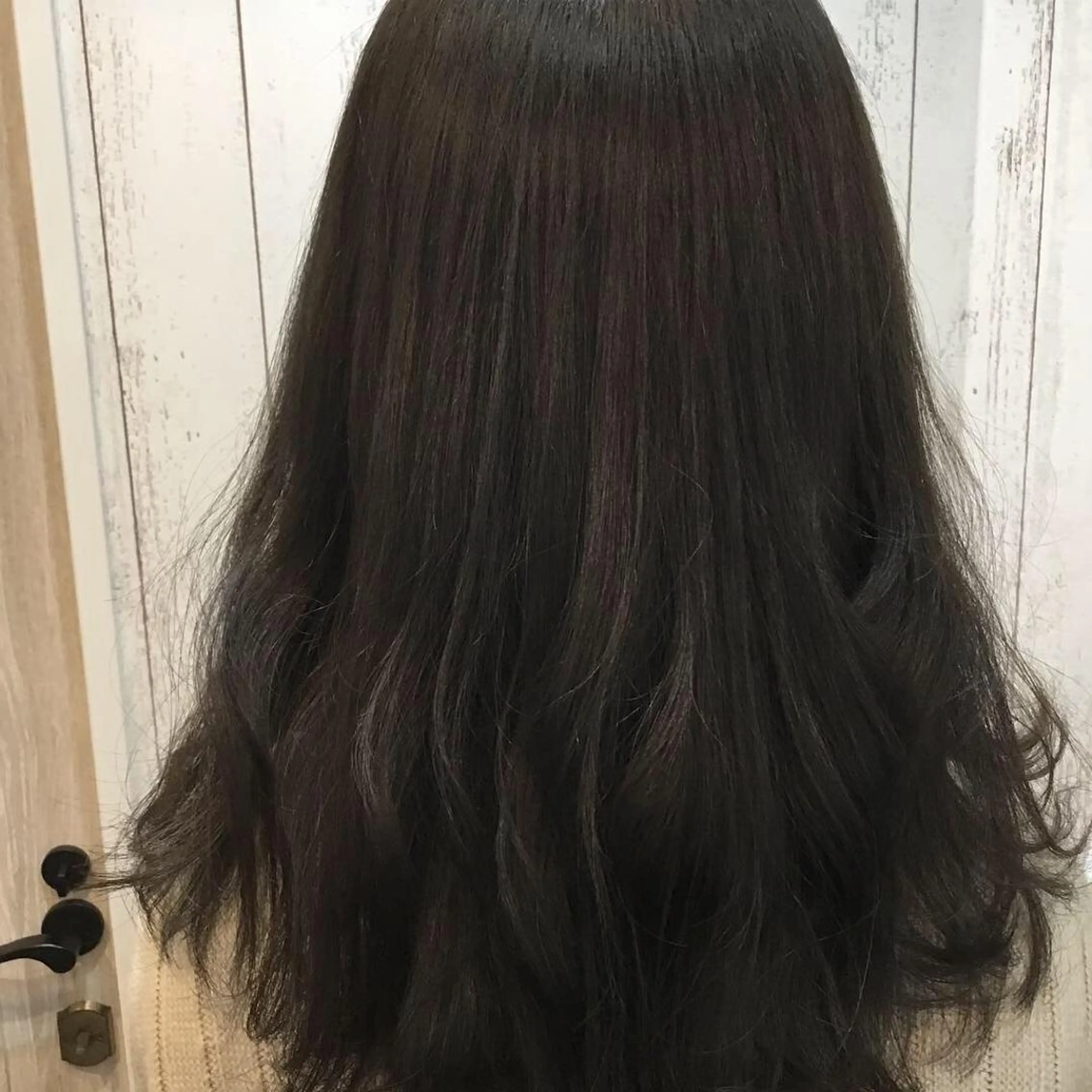 セミロング カラー パーマ 金崎 新吾のヘアスタイル