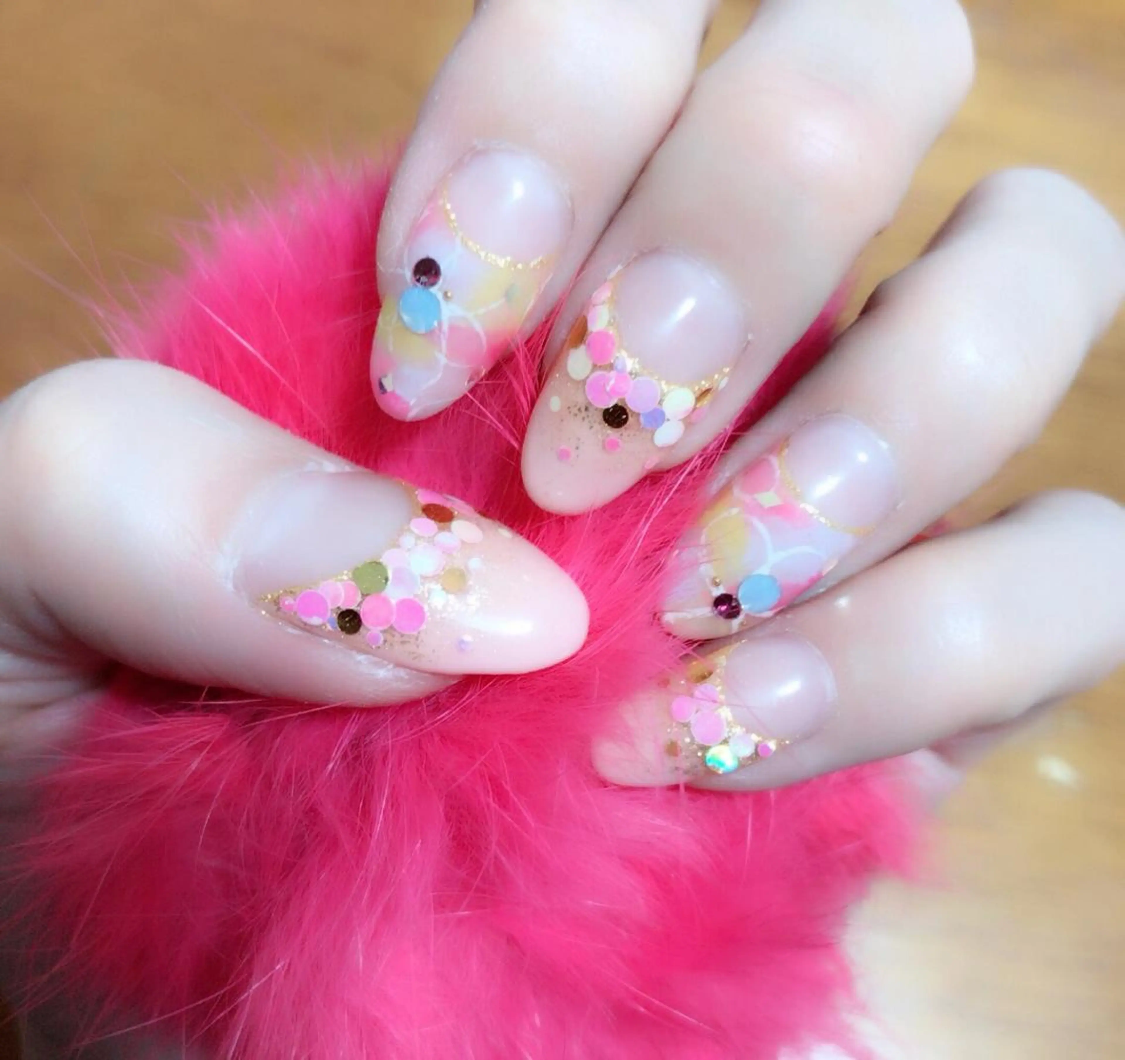 ネイル アートネイル ホログラムネイル ストーンネイル ネイル/耳つぼ /新ホワイトニングのネイルデザイン