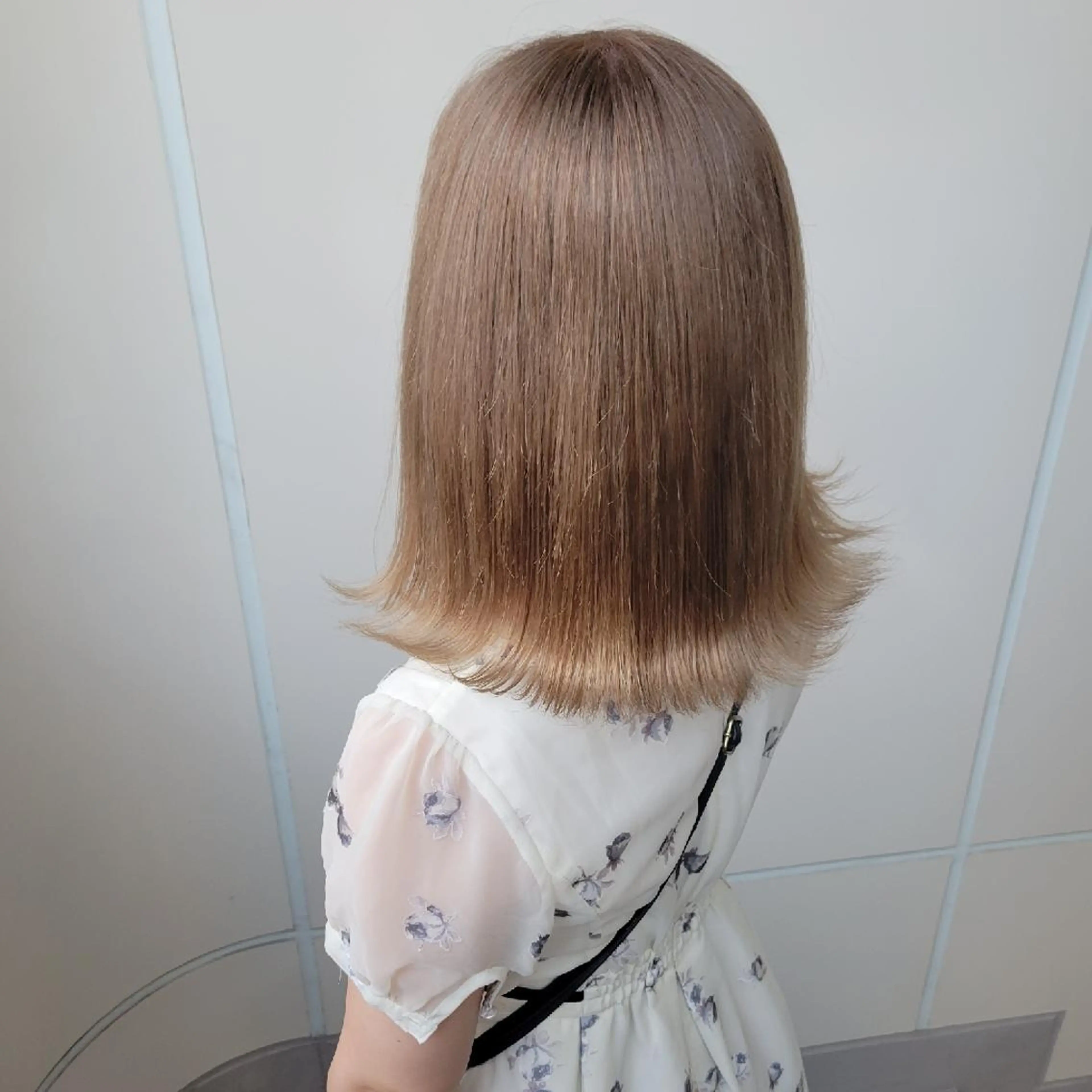 ミディアム カラー ヘアカラー トリートメント 羽エクステ🩷 🤍まき🤍のマツエク・マツパデザイン