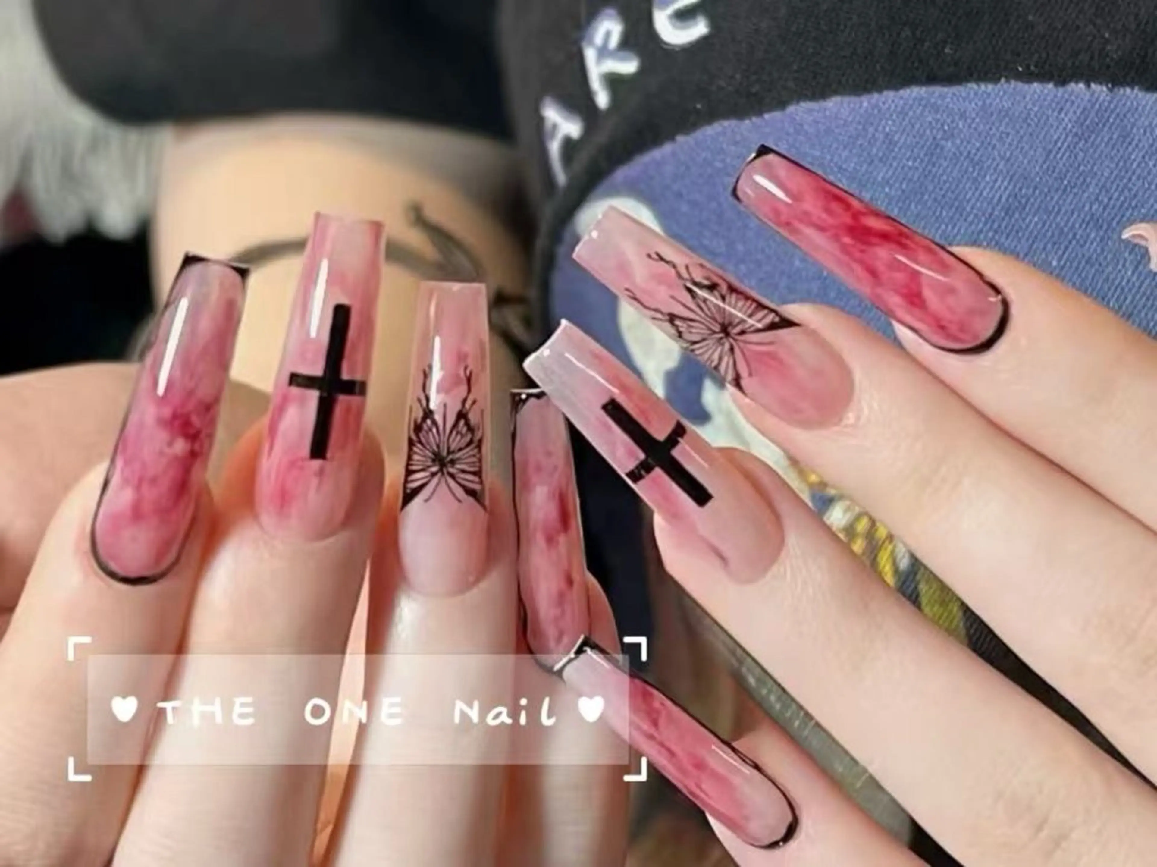 ネイル Theone栄店 赤松のネイルデザイン