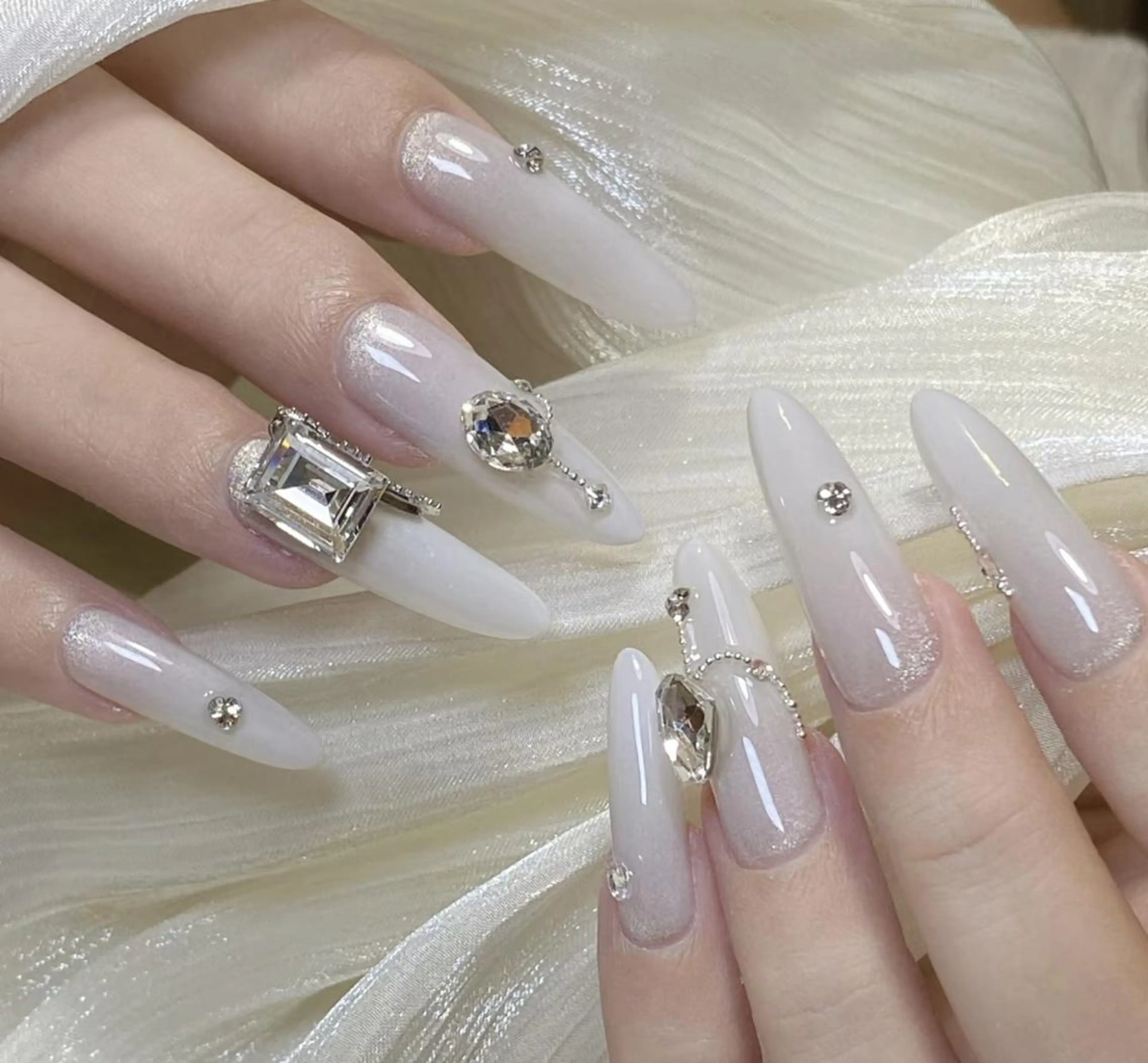 ネイル ハンドネイル Pure&Rich Nailのネイルデザイン