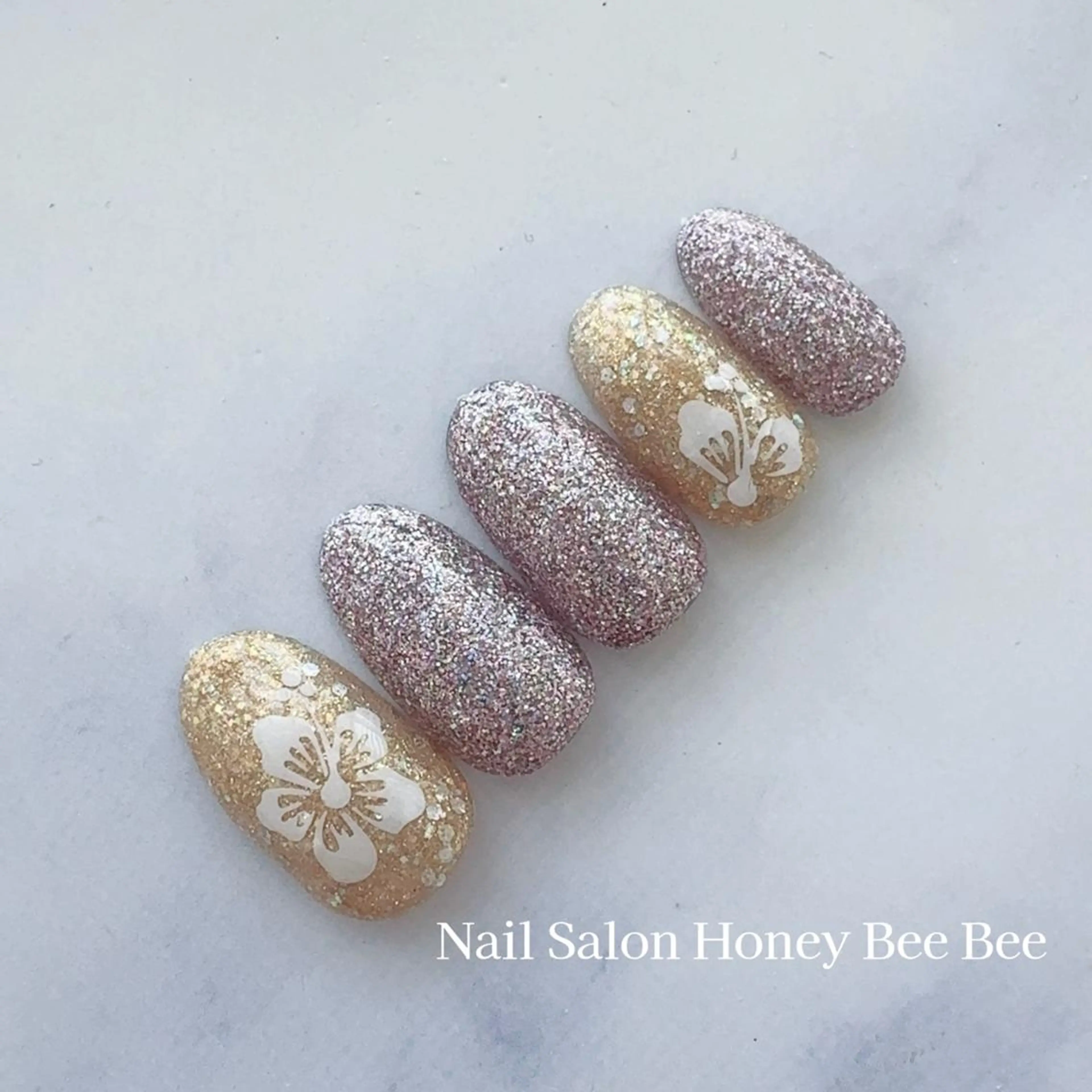 ネイル Nail salon Honey Beeのネイルデザイン