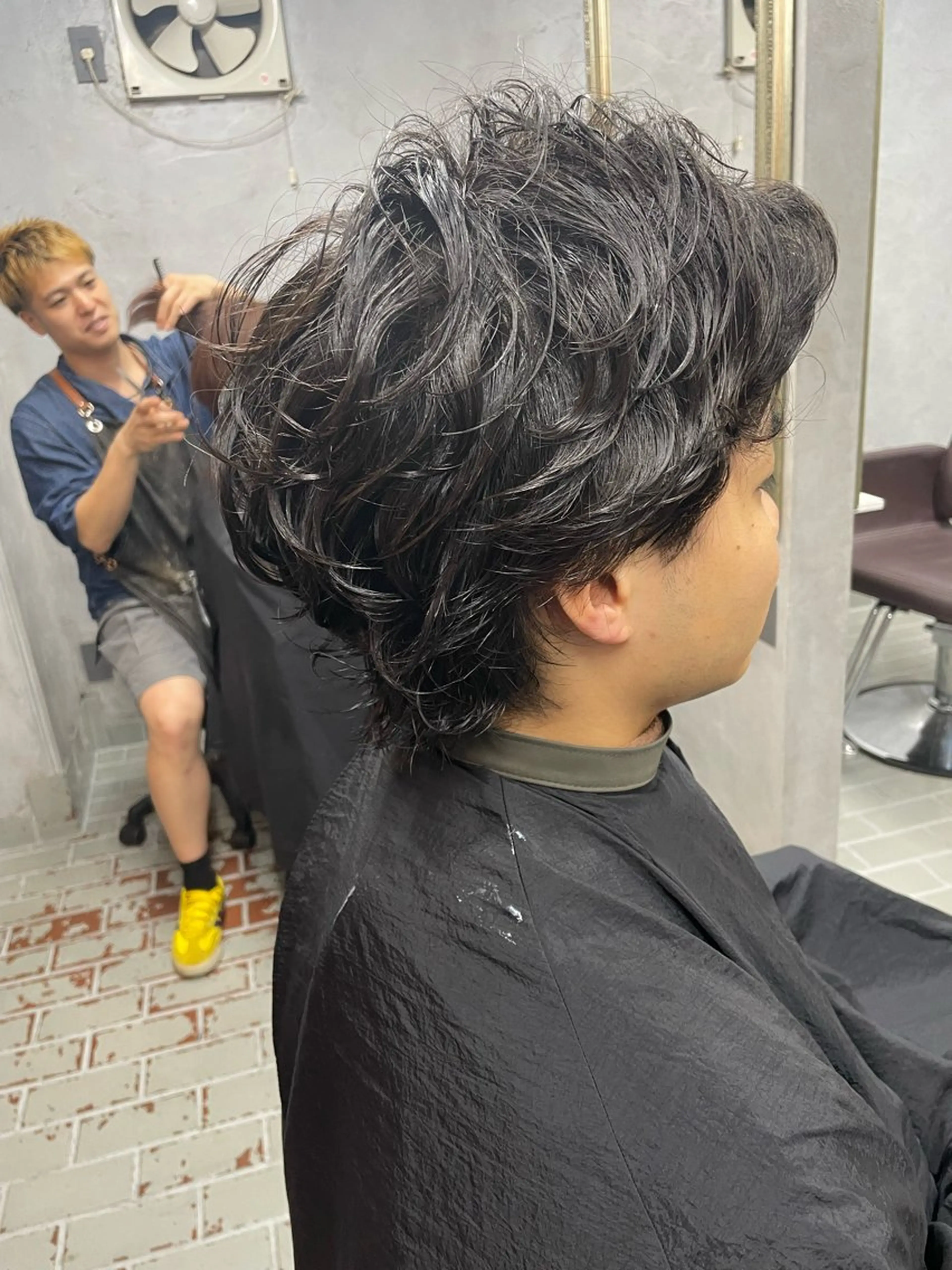 メンズ メンズパーマ カット パーマ 艶髪/透明感カラー 山﨑俊輔のヘアスタイル