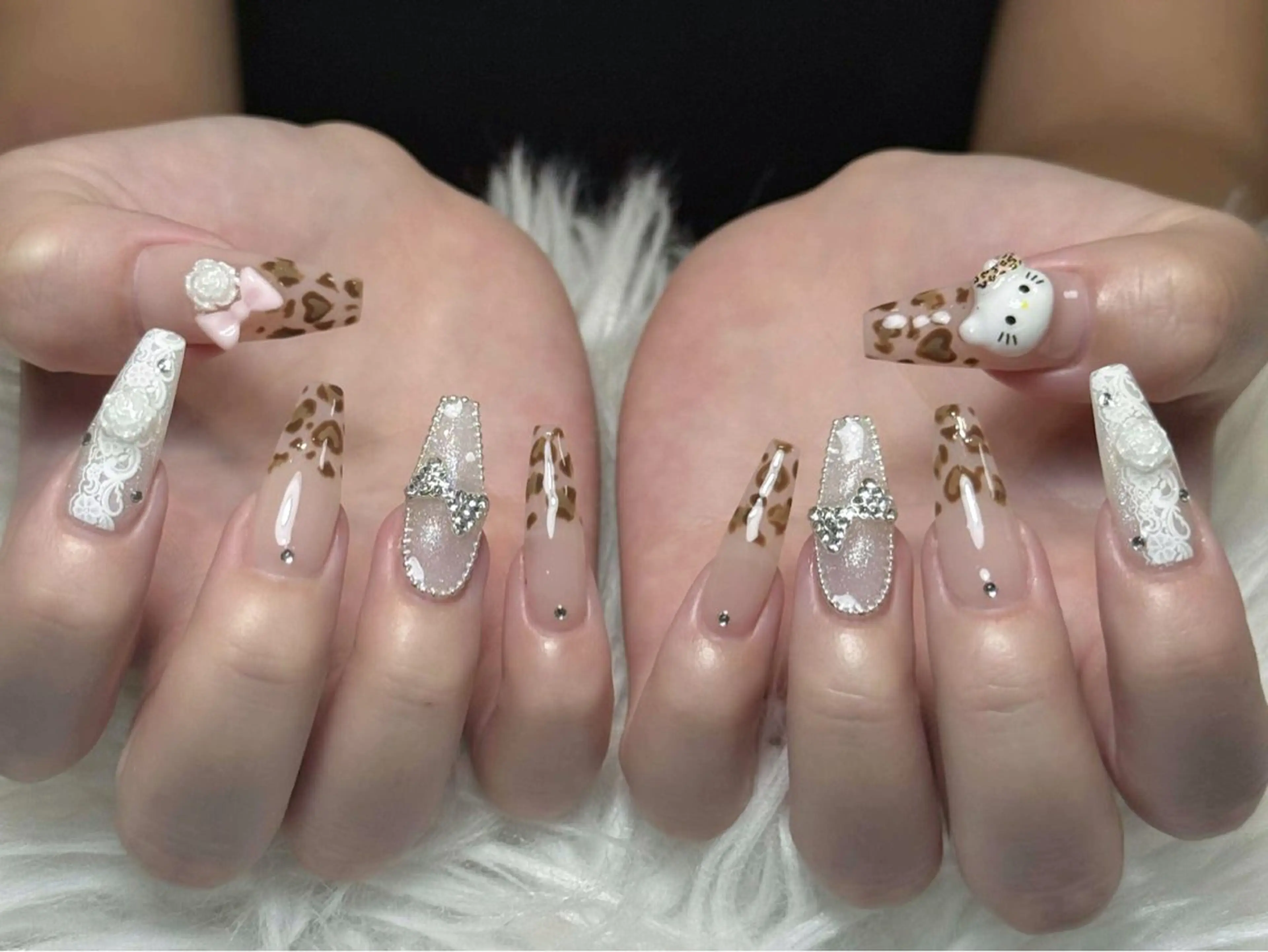 ネイル フレンチネイル ジェルネイル キラキラネイル 韓国ネイル マグネットネイル Julli NailStudioのネイルデザイン