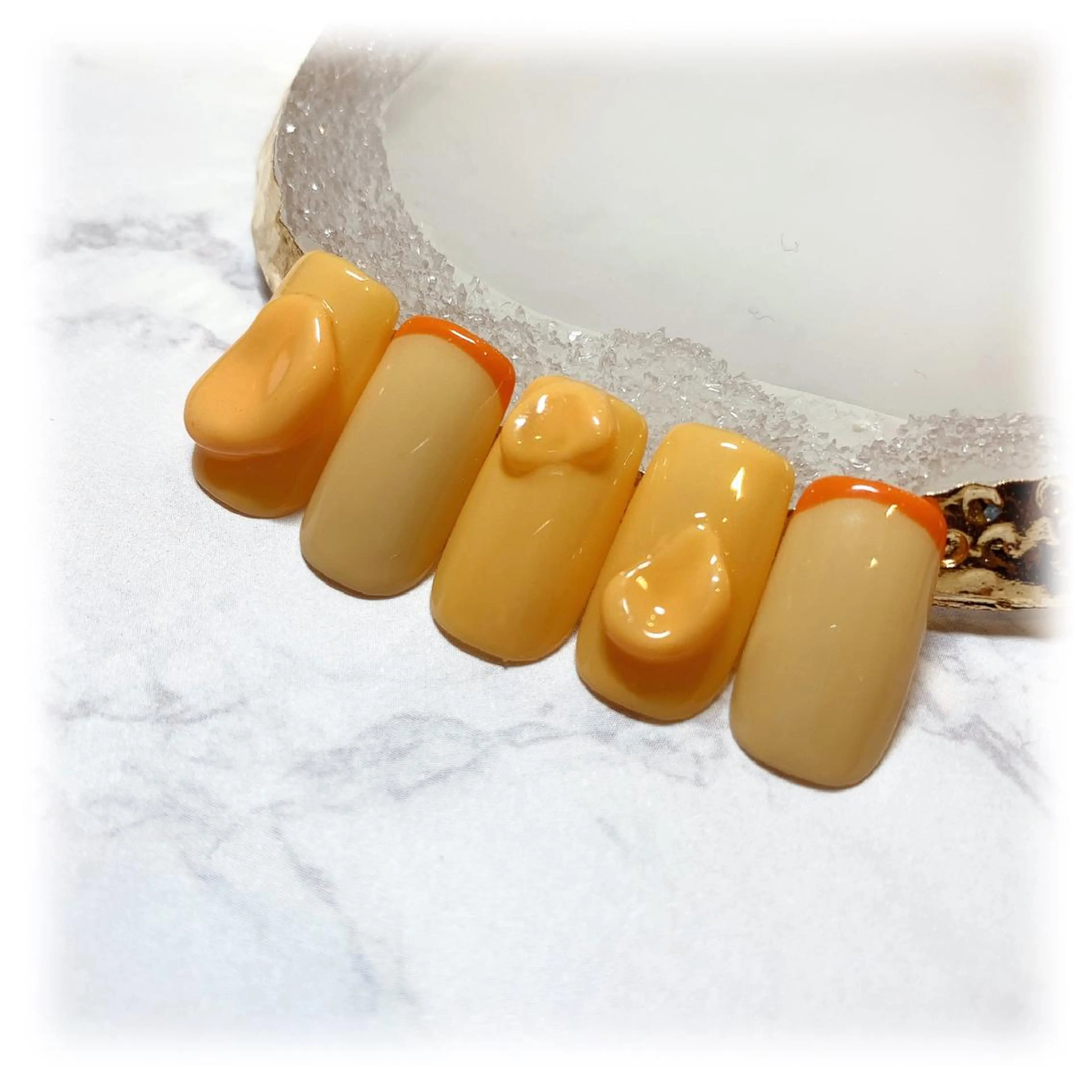 ネイル アートネイル フレンチネイル ニュアンスネイル オレンジ シンプルネイル ui nailのネイルデザイン