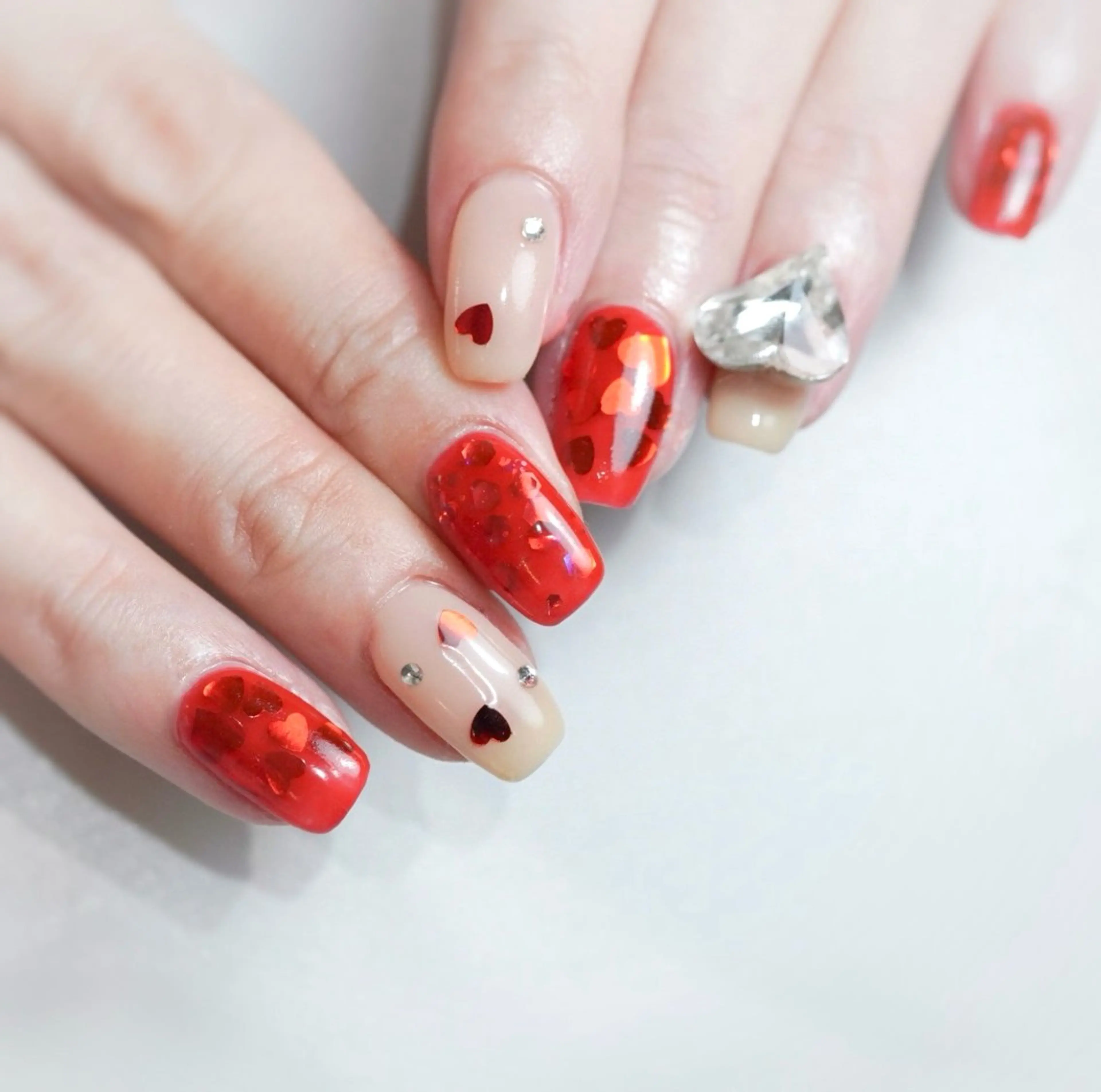 ミディアム ハンドネイル Re nailのネイルデザイン