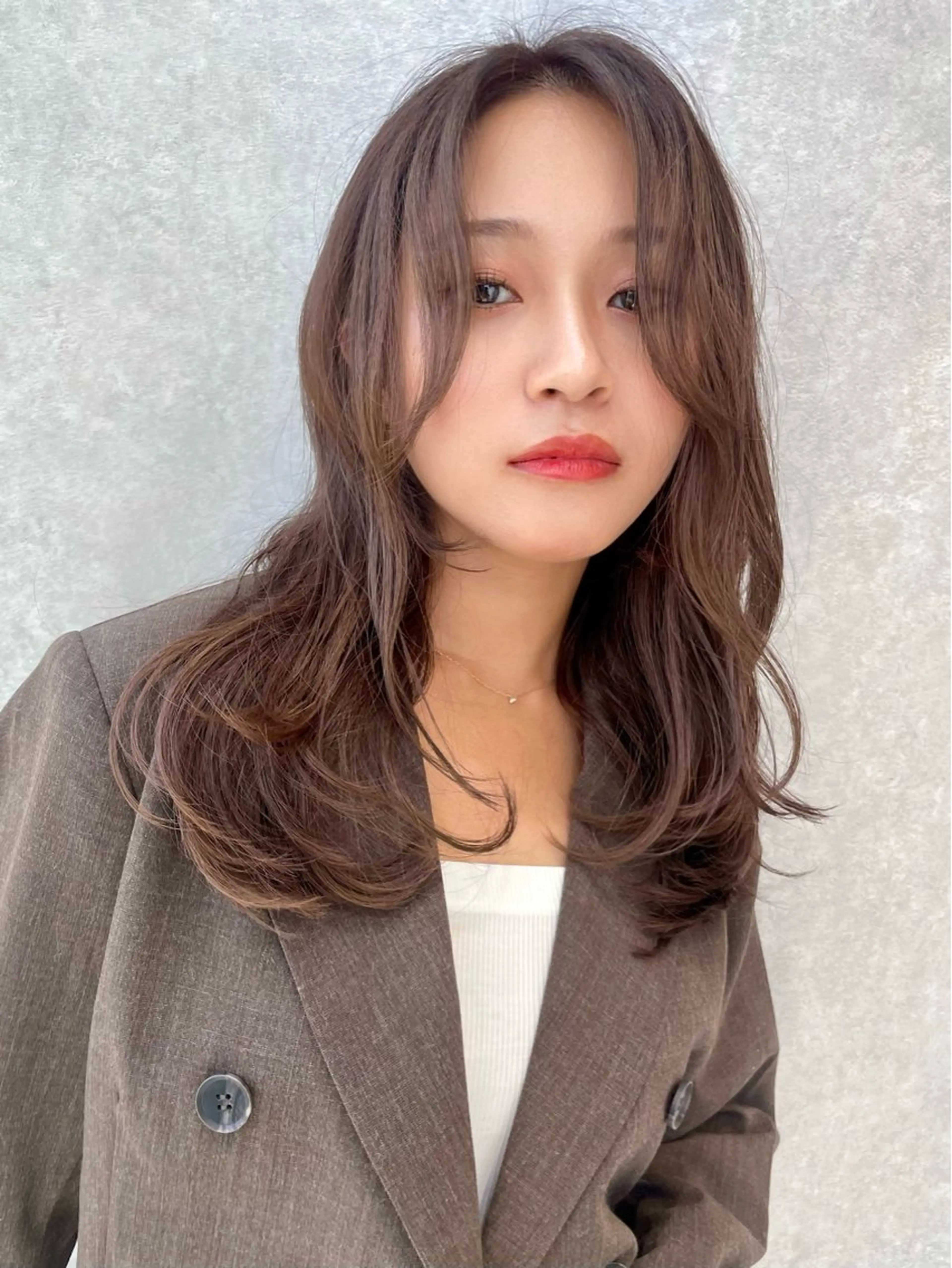 ロング 三鷹で1番ショート ボブをカットする新谷のヘアスタイル