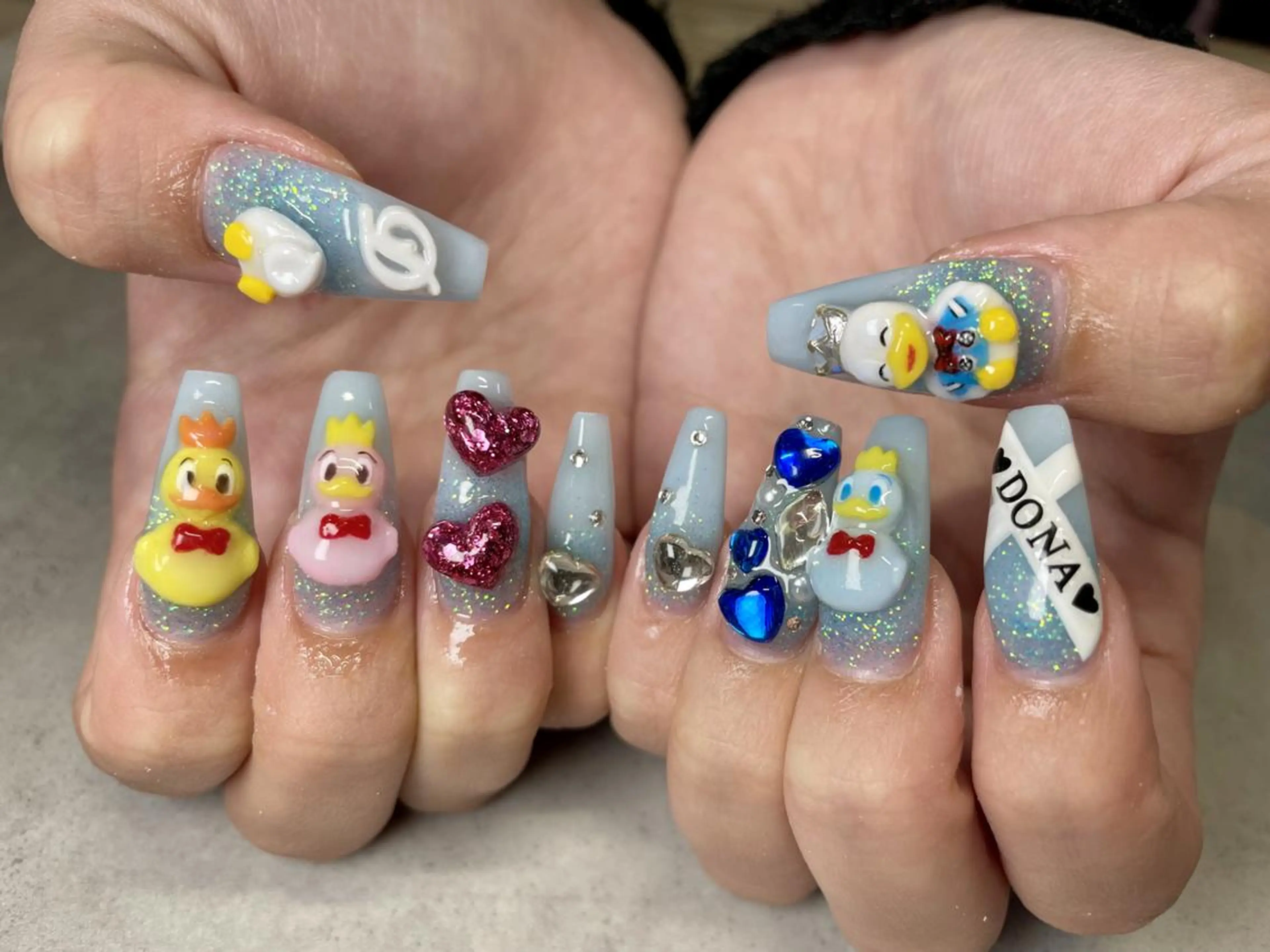 ネイル elu hのネイルデザイン