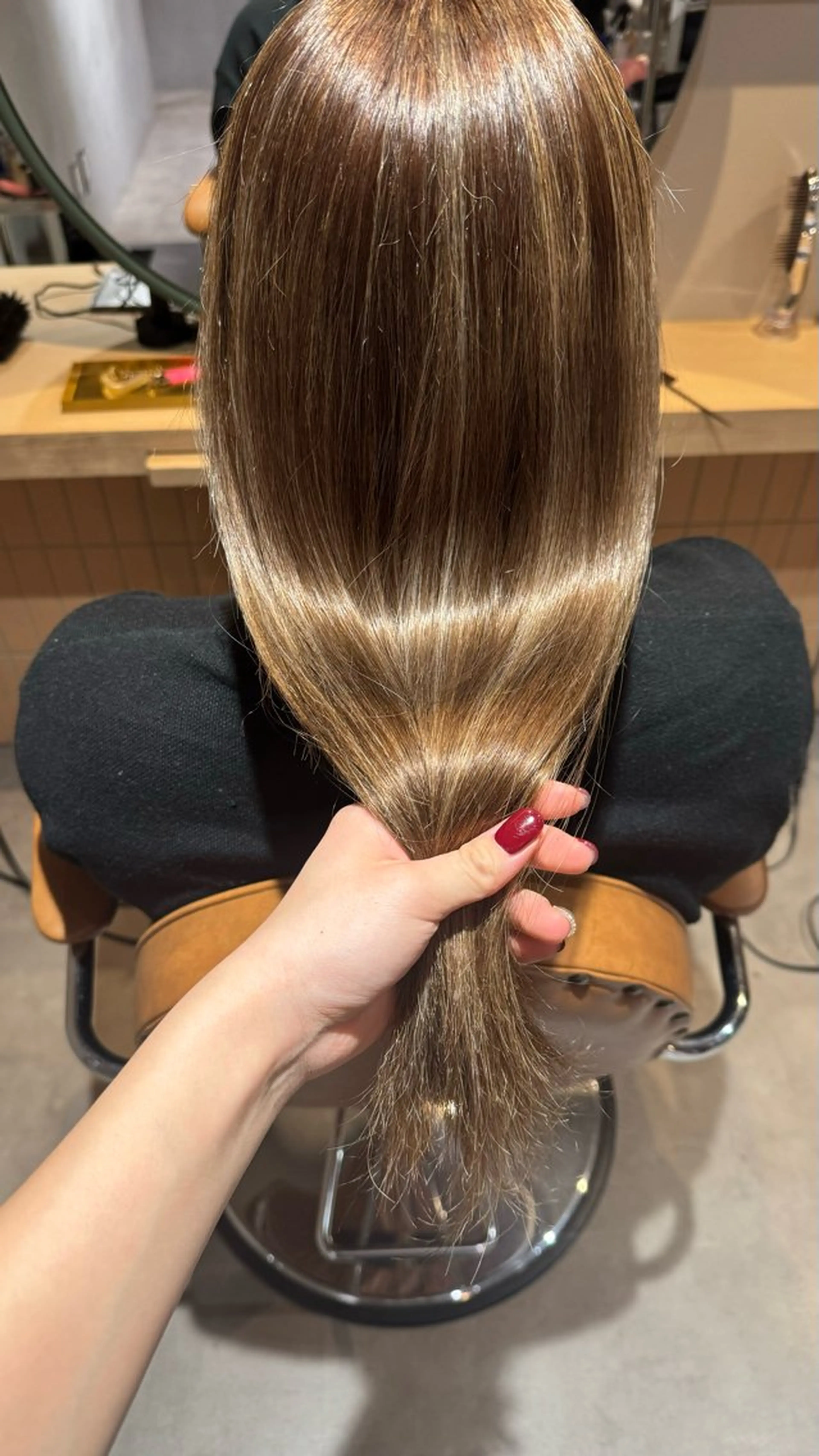 ロング カラー 松本 夢叶のヘアスタイル