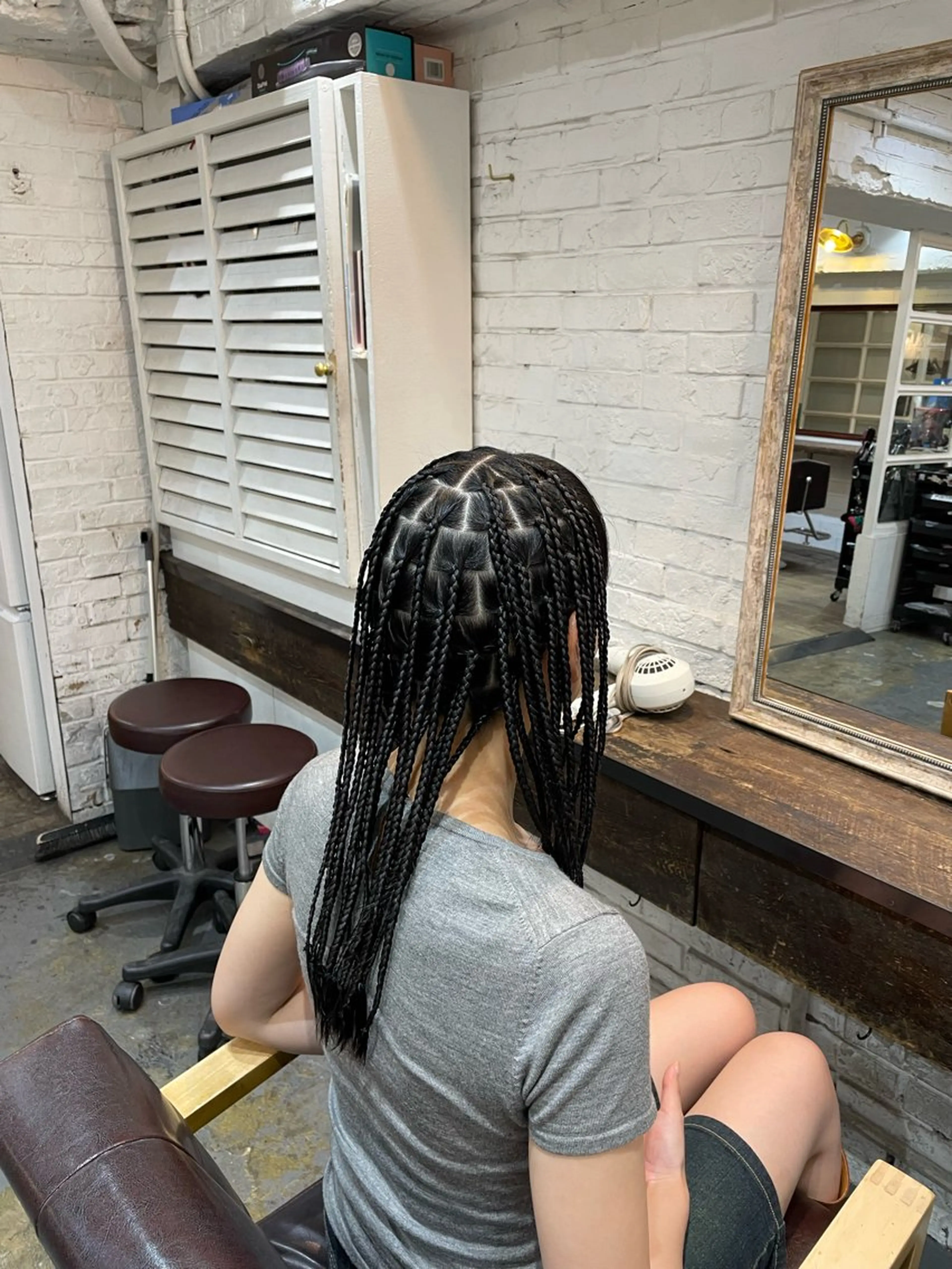 セミロング コーンロウ／ブレイズ SYUのヘアスタイル