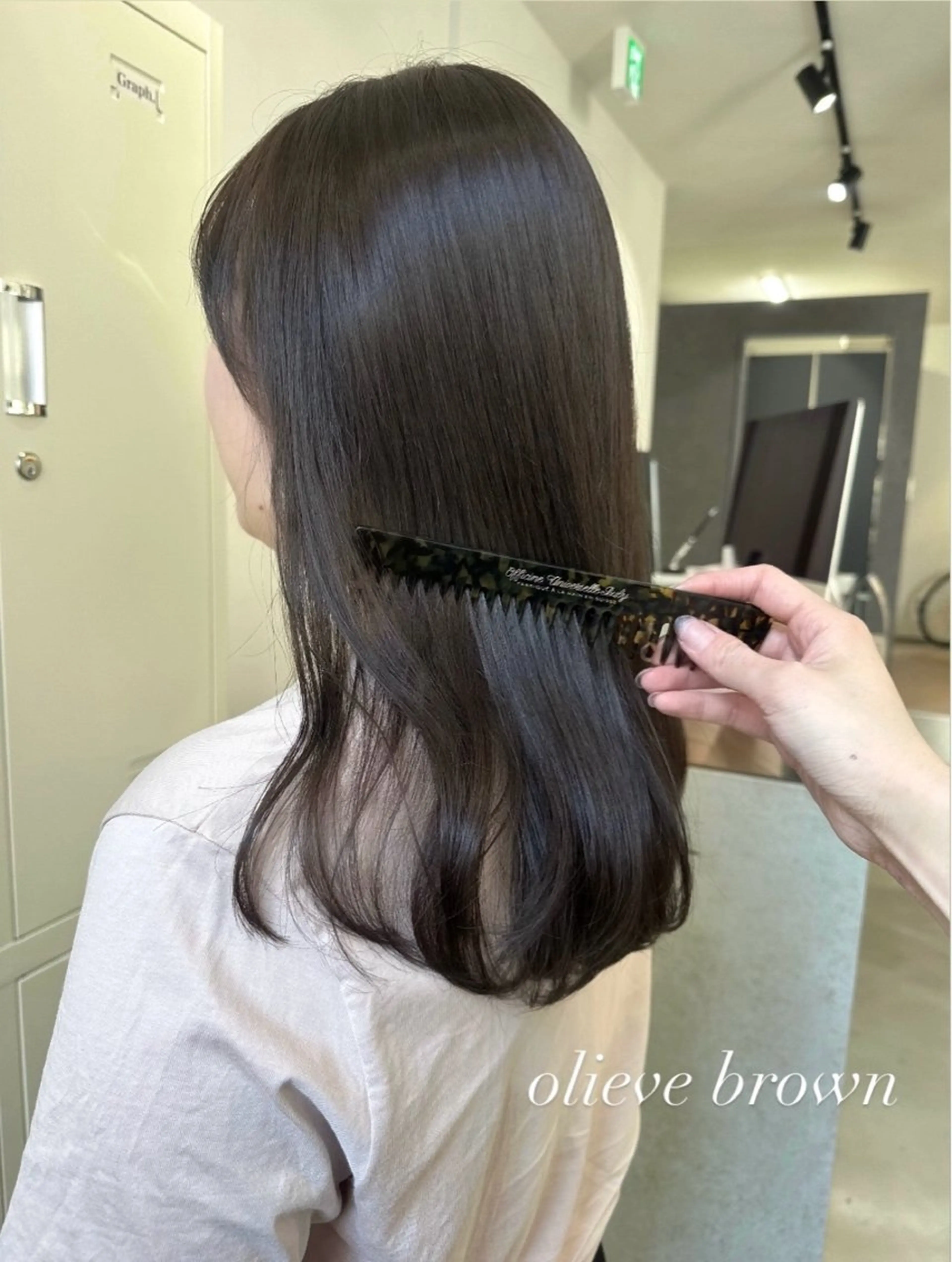 ミディアム カラー & Graph. 立川🥣🌿のヘアスタイル