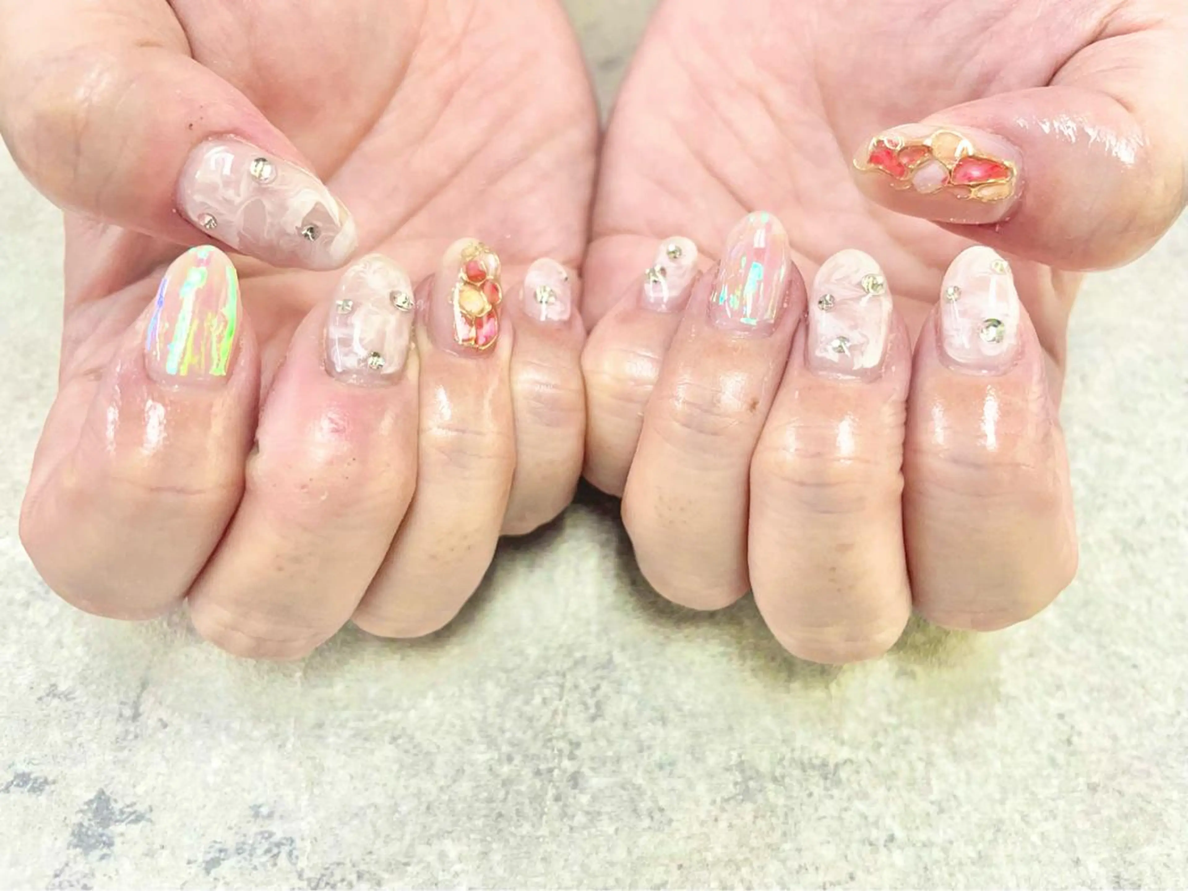 ネイル アートネイル フレンチネイル ジェルネイル ガラスフレンチ グラデーション ハンドネイル ハンドケア FASTNAIL PLUS 新宿店のネイルデザイン