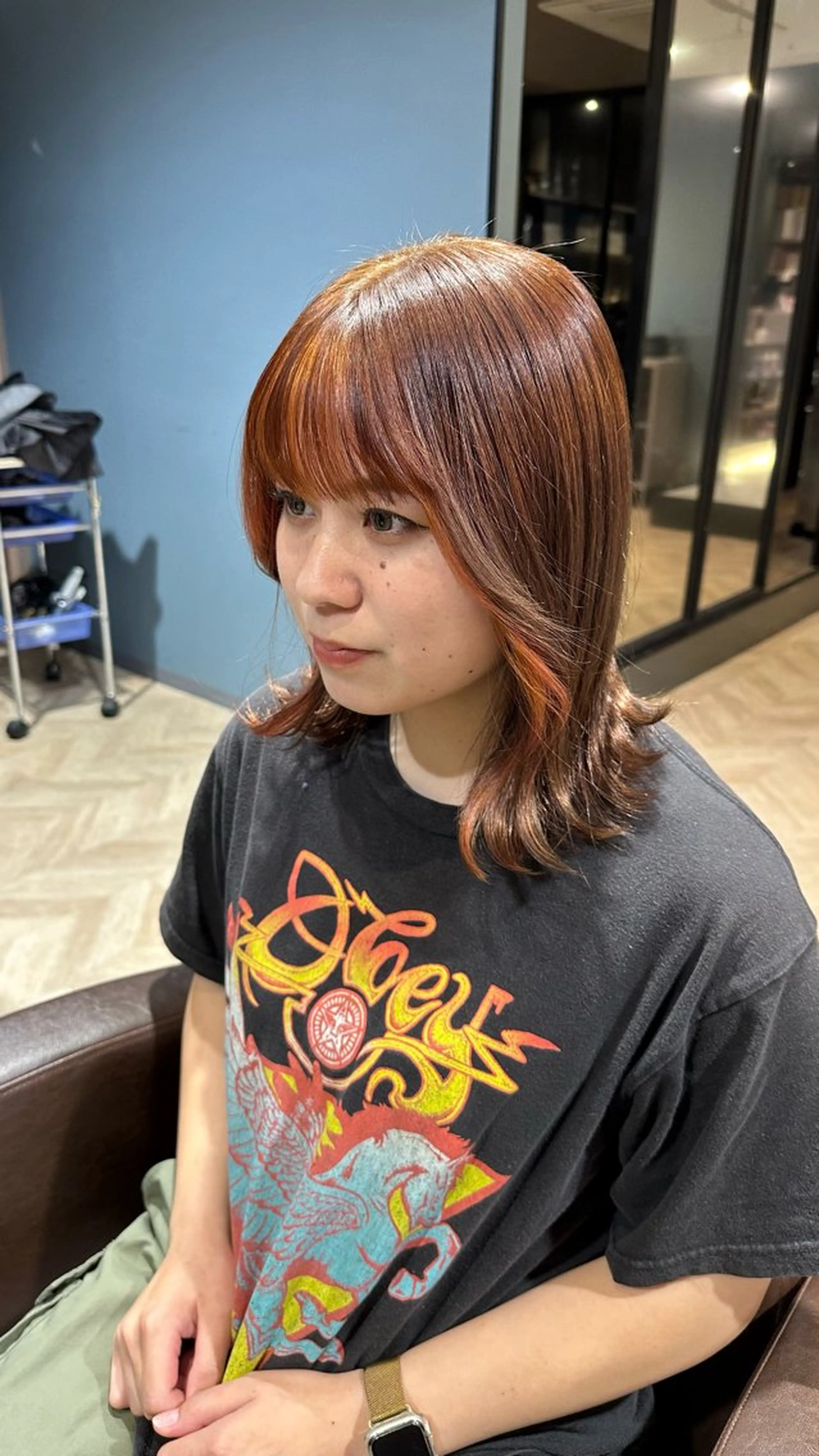 ミディアム カラー ミストバング ブリーチ  フェイスフレーミング オレンジ レイヤー×顔周り/ 髪質改善/川上京香のヘアスタイル