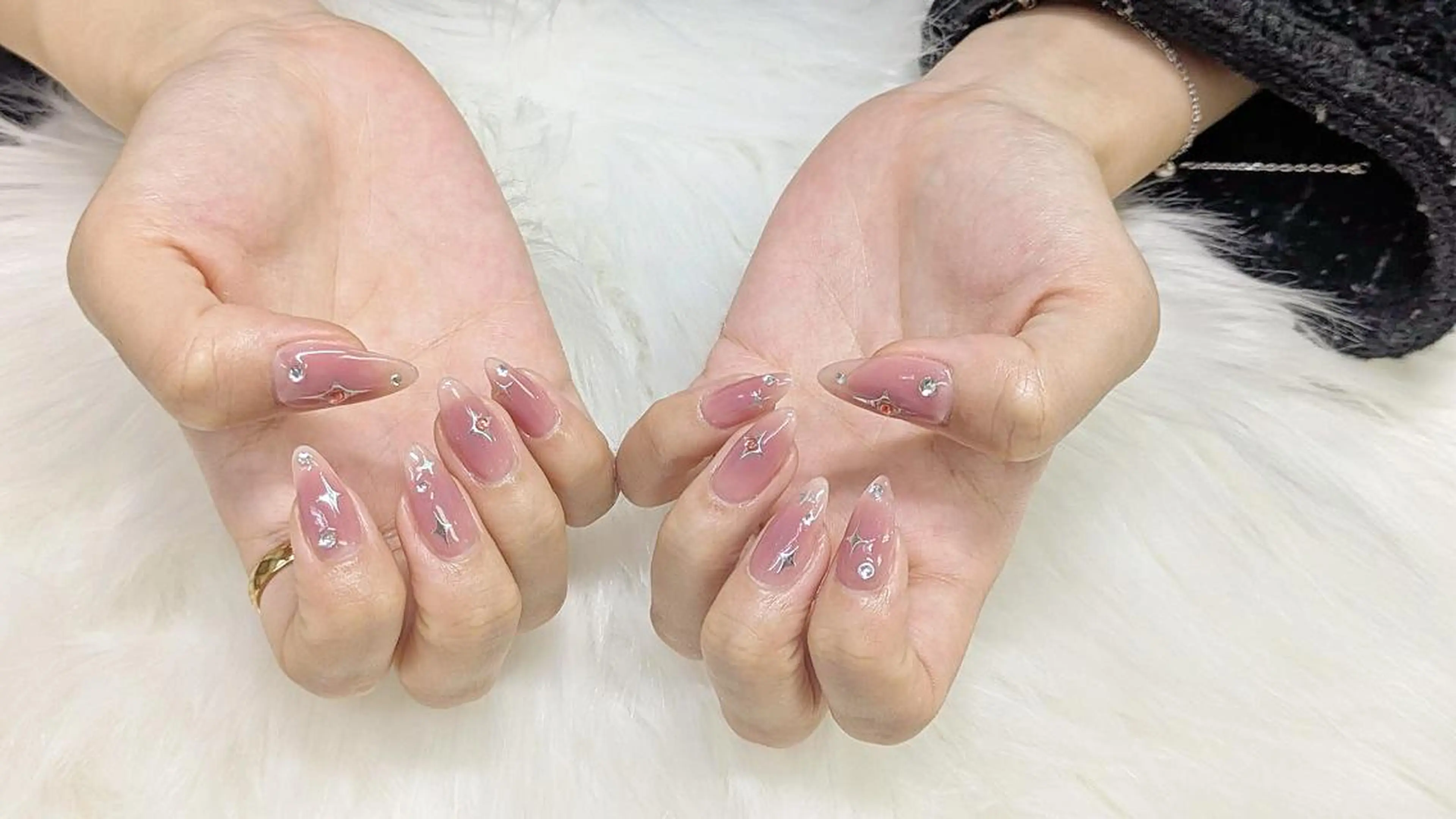 ネイル 長さ出し ジェルネイル 持ち込み パラジェル 春ネイル ハンドネイル リラネイル すみれのネイルデザイン