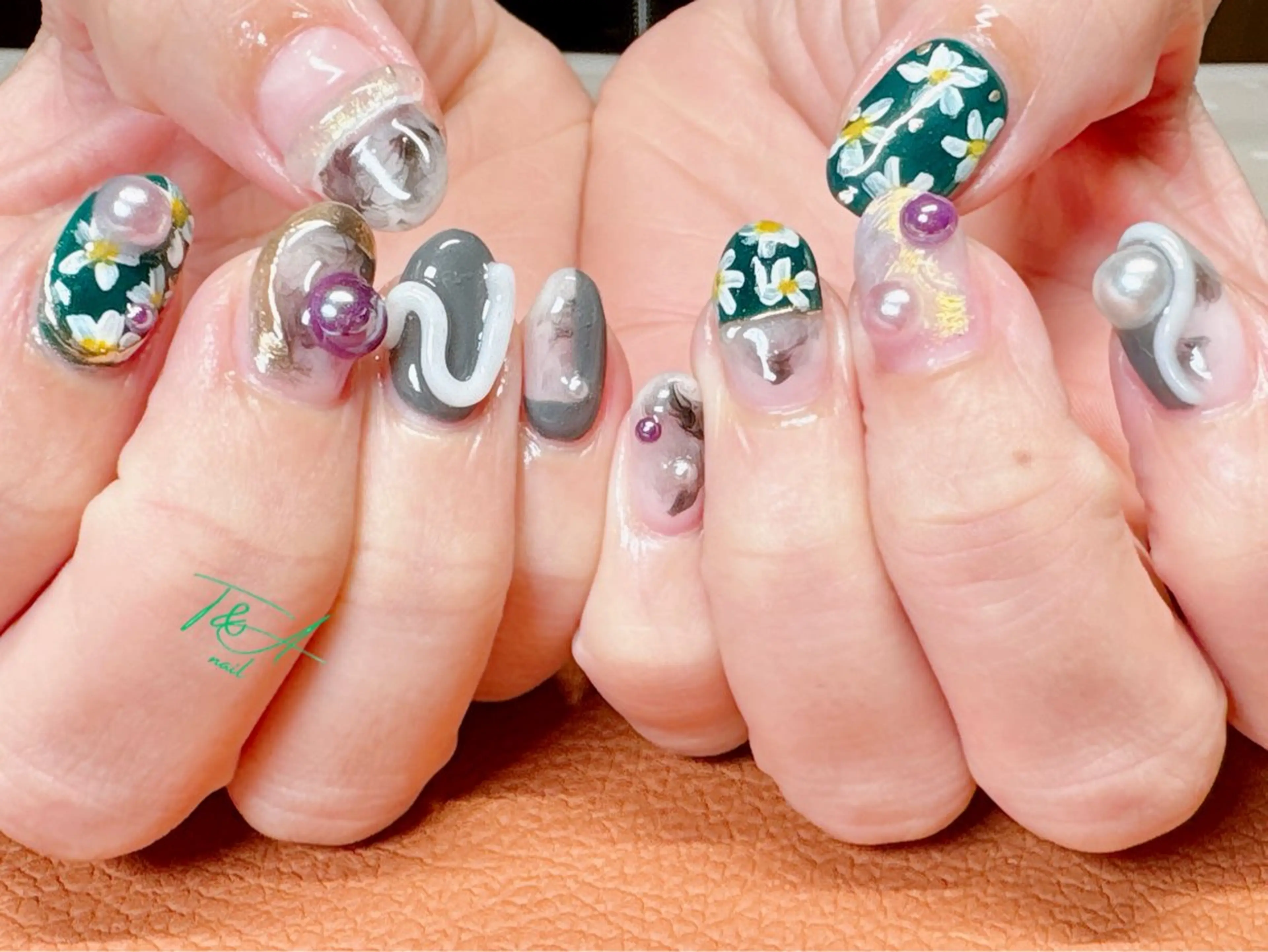 ネイル フラワーネイル ジェルネイル ニュアンスネイル スカルプネイル T&A nailのネイルデザイン