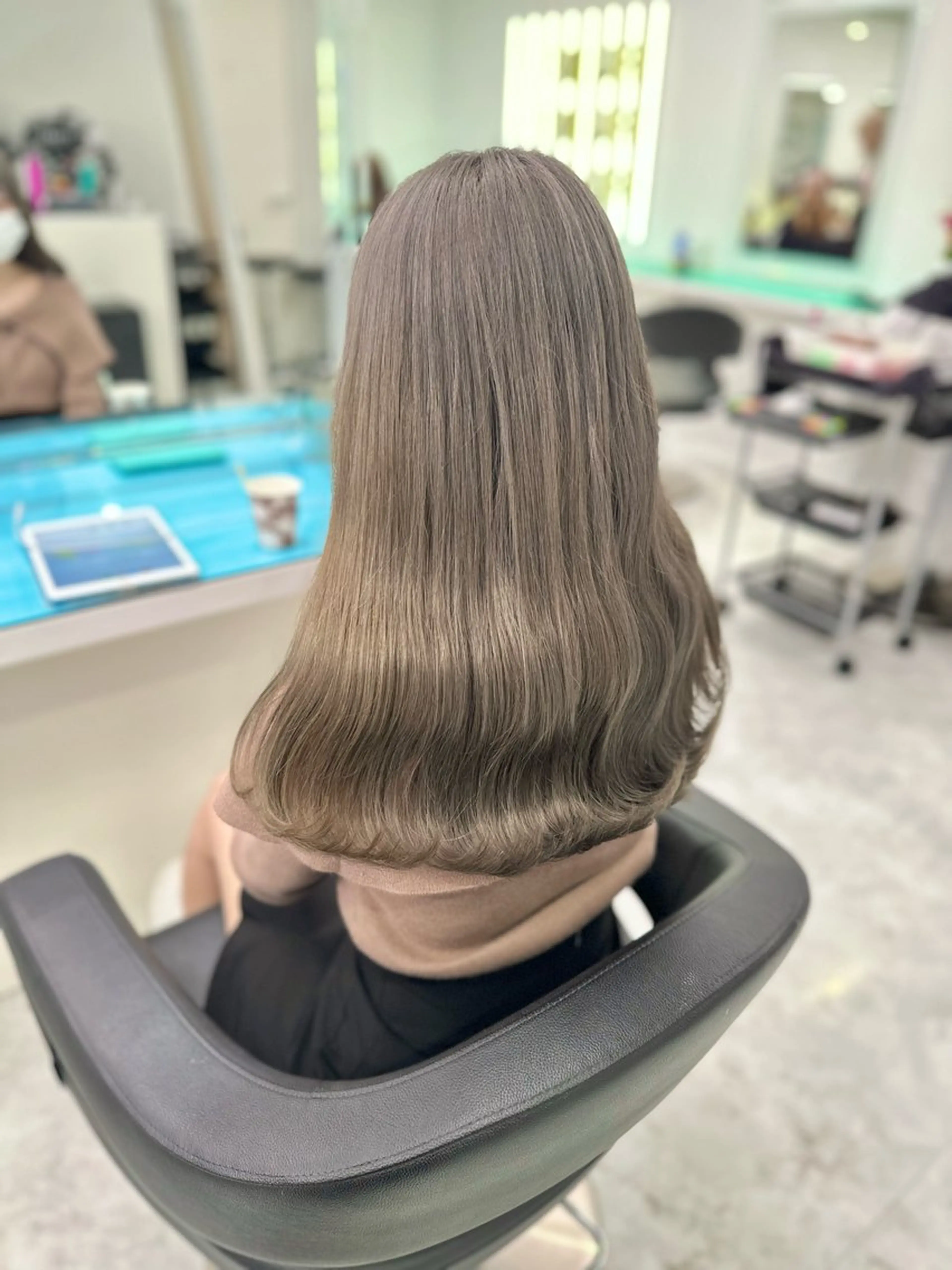 ロング カラー ブリーチ グレージュ ♡ダブルカラー特化♡ miyuのヘアスタイル