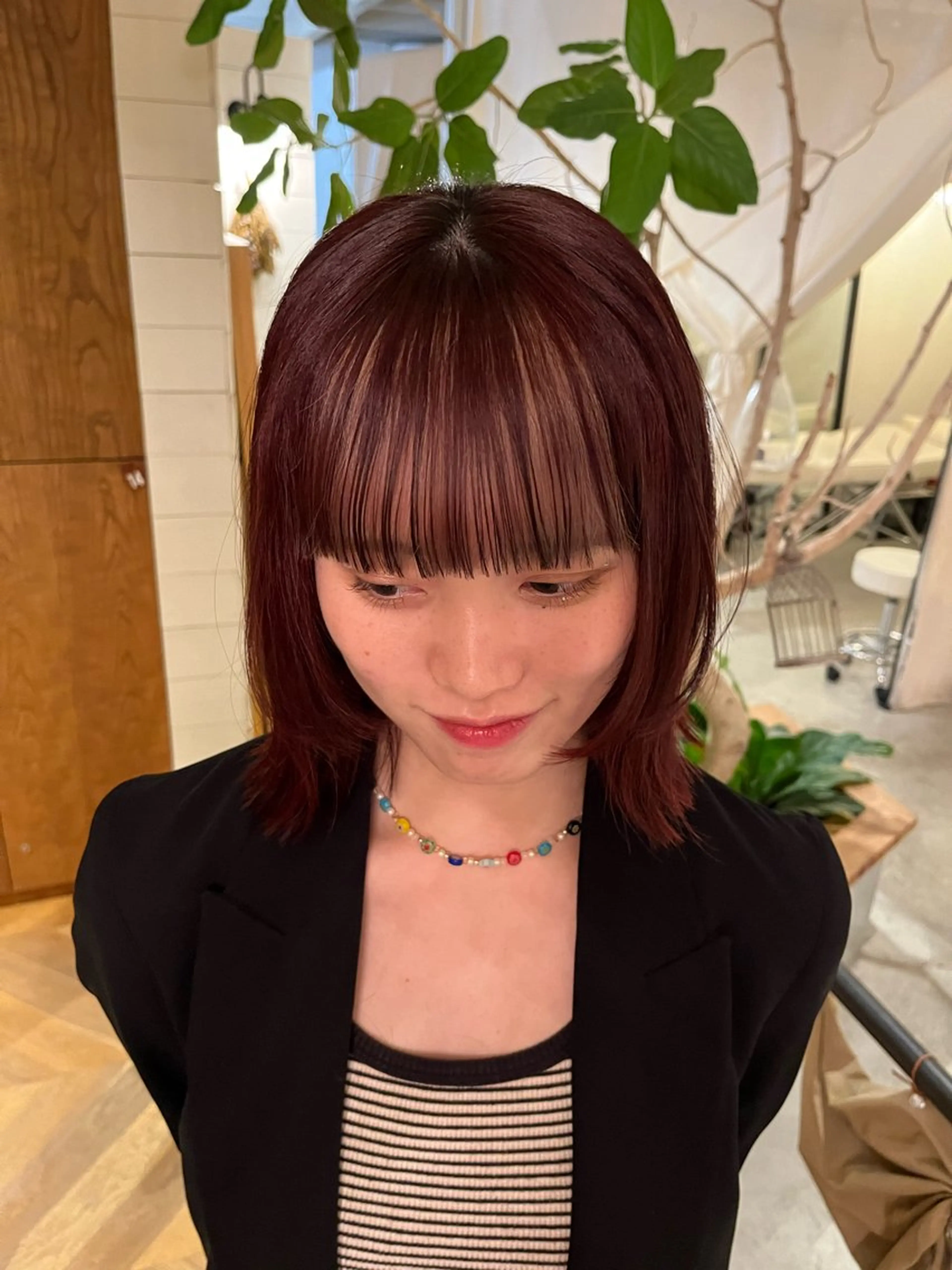 ミディアム カラー ブリーチ 春モテカラー/うる艶 ストレート/羽菜のヘアスタイル