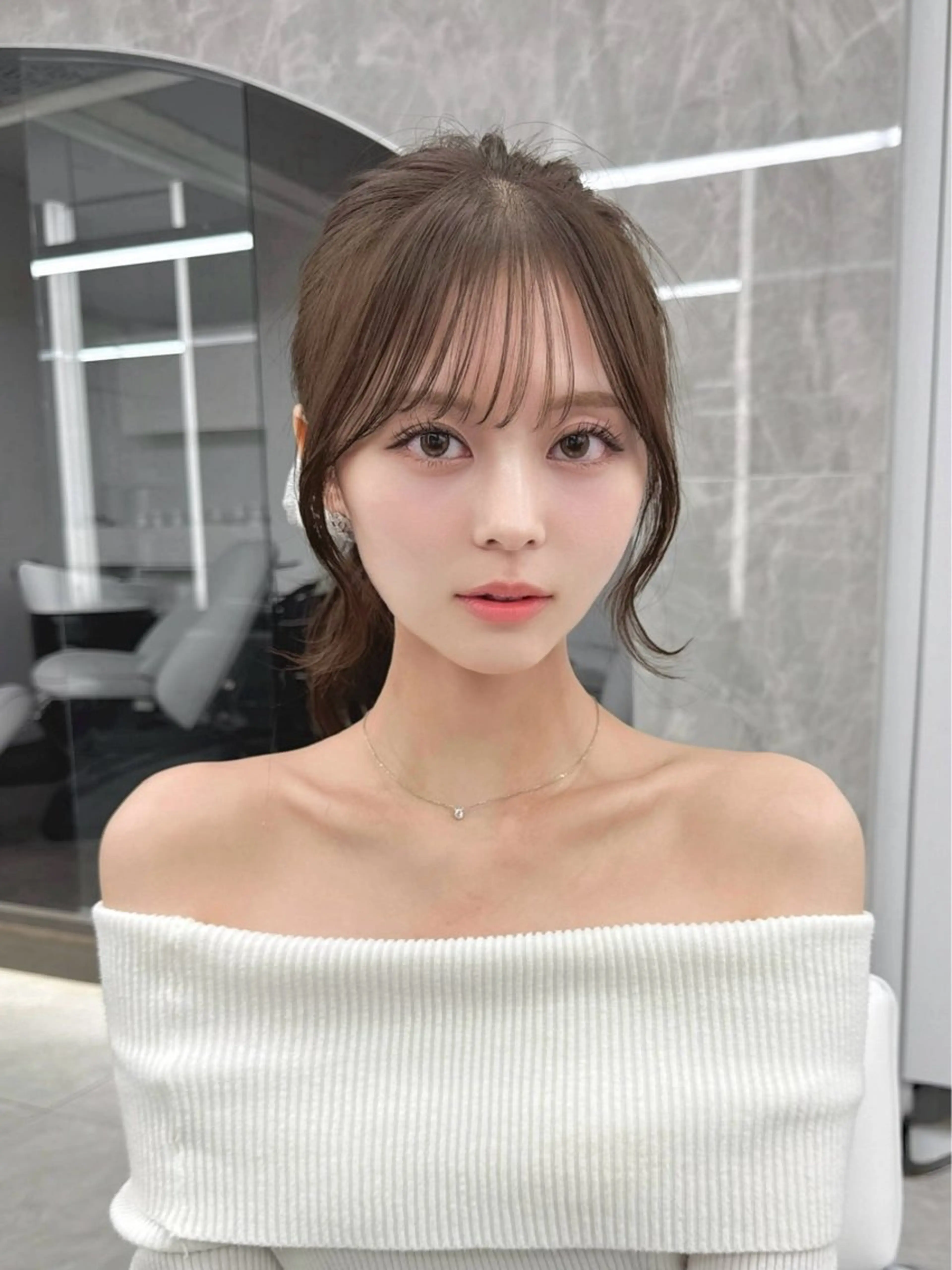 セミロング MAEUL 【マウル】栄のヘアスタイル