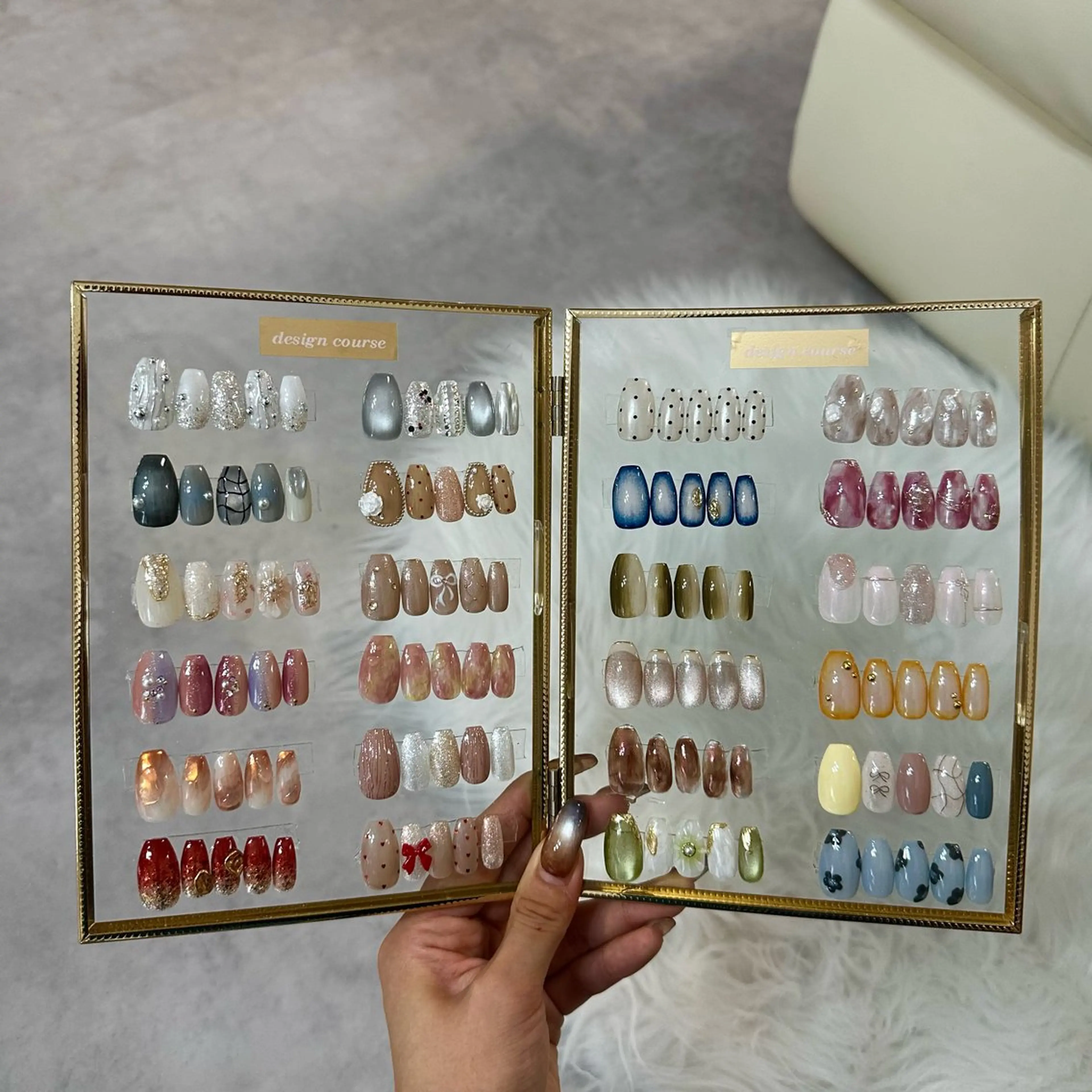 ネイル ハンドネイル ネイルサロン Ivy.のネイルデザイン