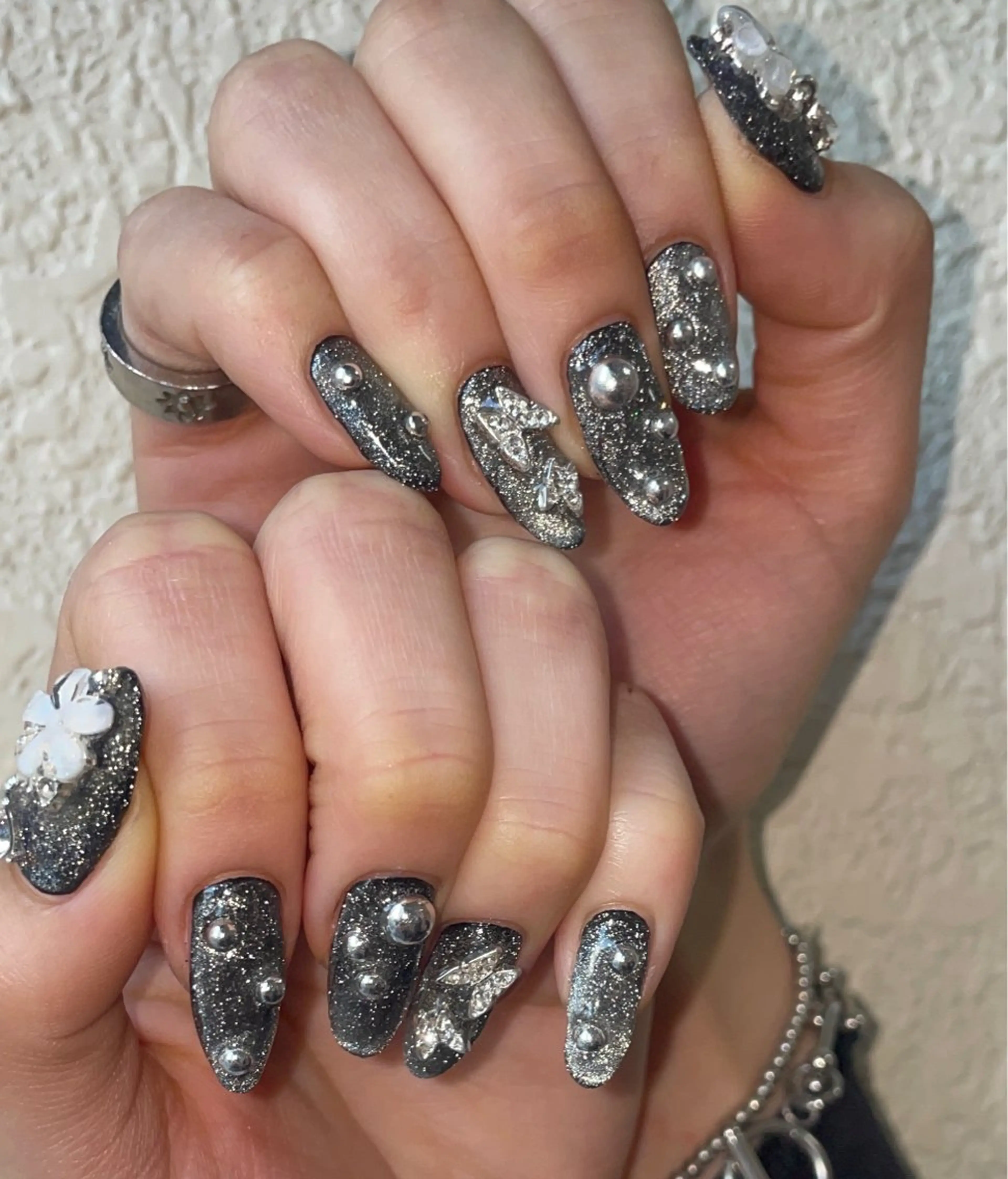 ネイル ハンドネイル 黒川 実祐のネイルデザイン