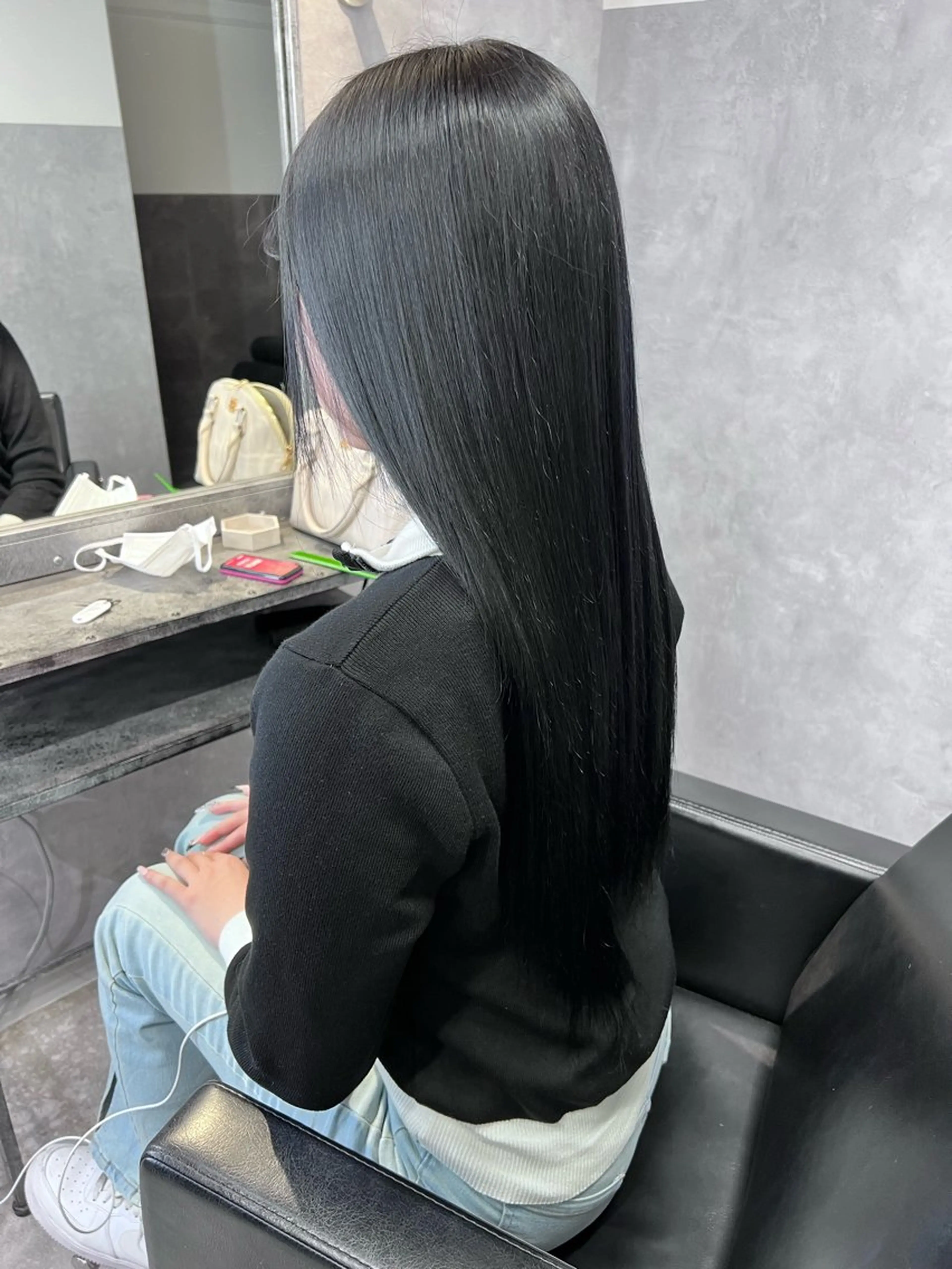 ロング カラー 黒髪 ブリーチ 透明感カラー 顔周りカット レイヤーカット 透明感/レイヤー 🇰🇷tomonaのヘアスタイル