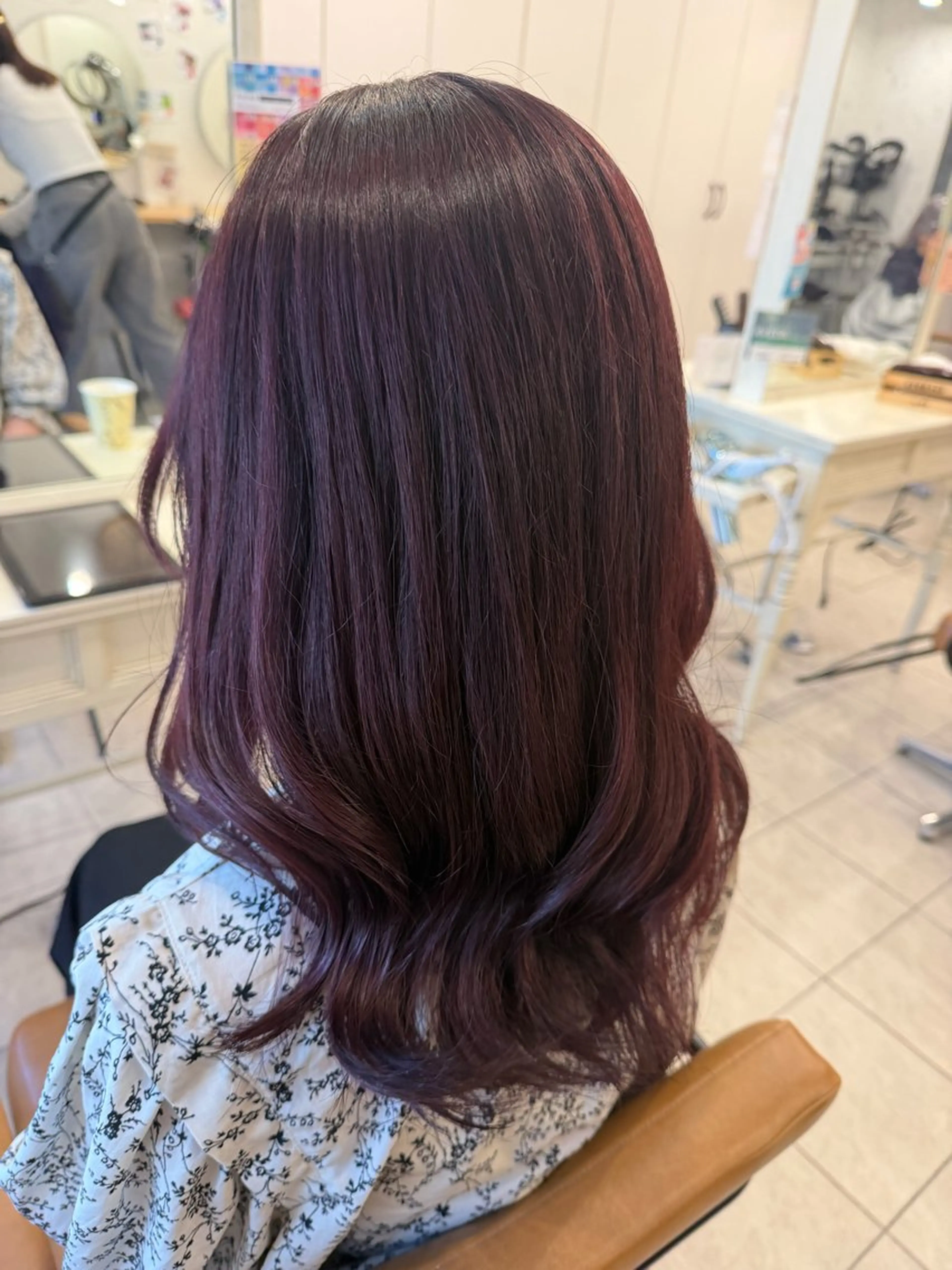 ロング カラー ブリーチ カシス ピンクカラー カット ヘアカラー トリートメント ヘアセット 🫧うる艶ヘアー🫧 Yukaのヘアスタイル