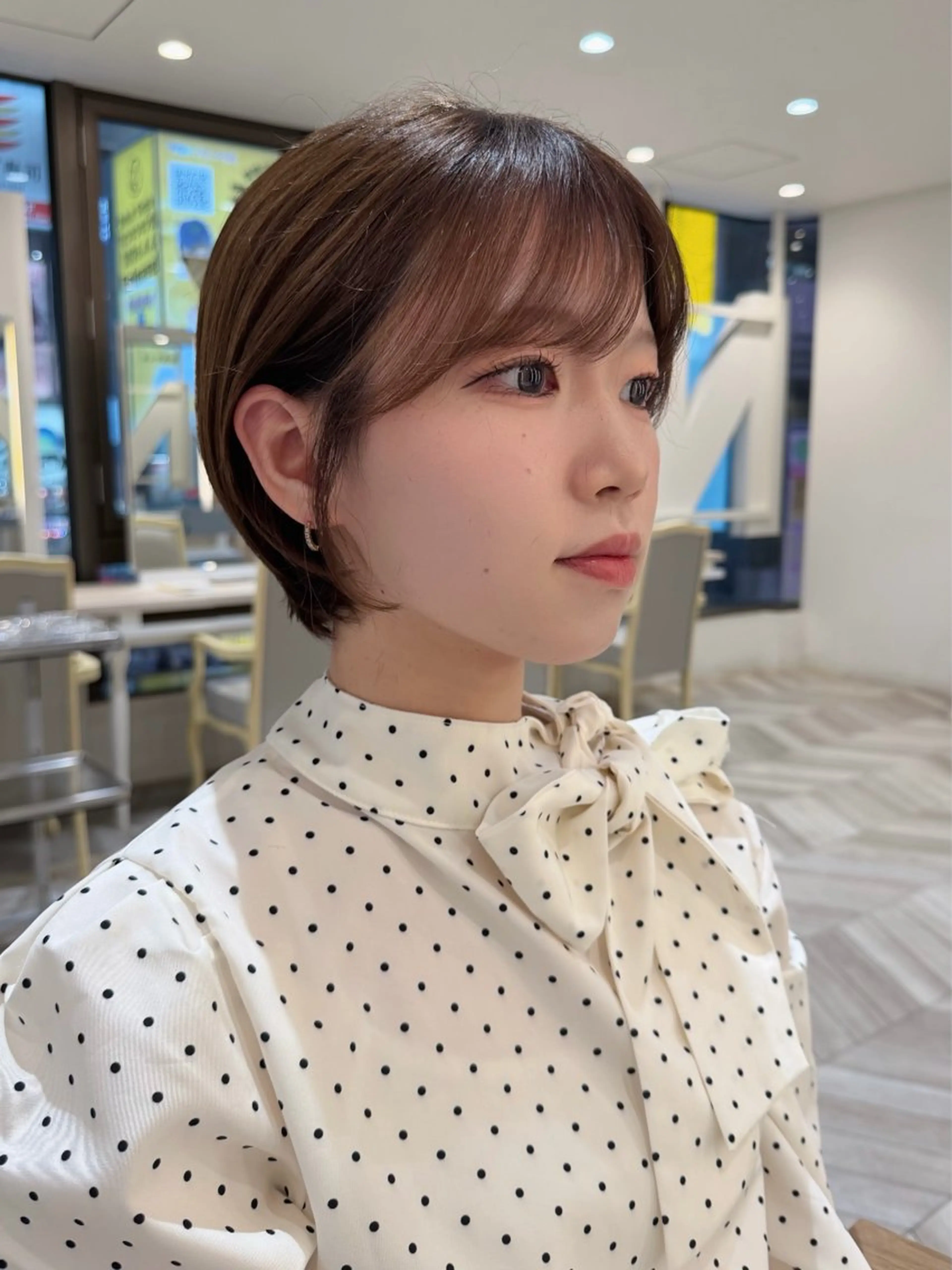 ショート ショートヘア 小顔カット カット 小顔レイヤー/ ベージュ🤍Rieのヘアスタイル