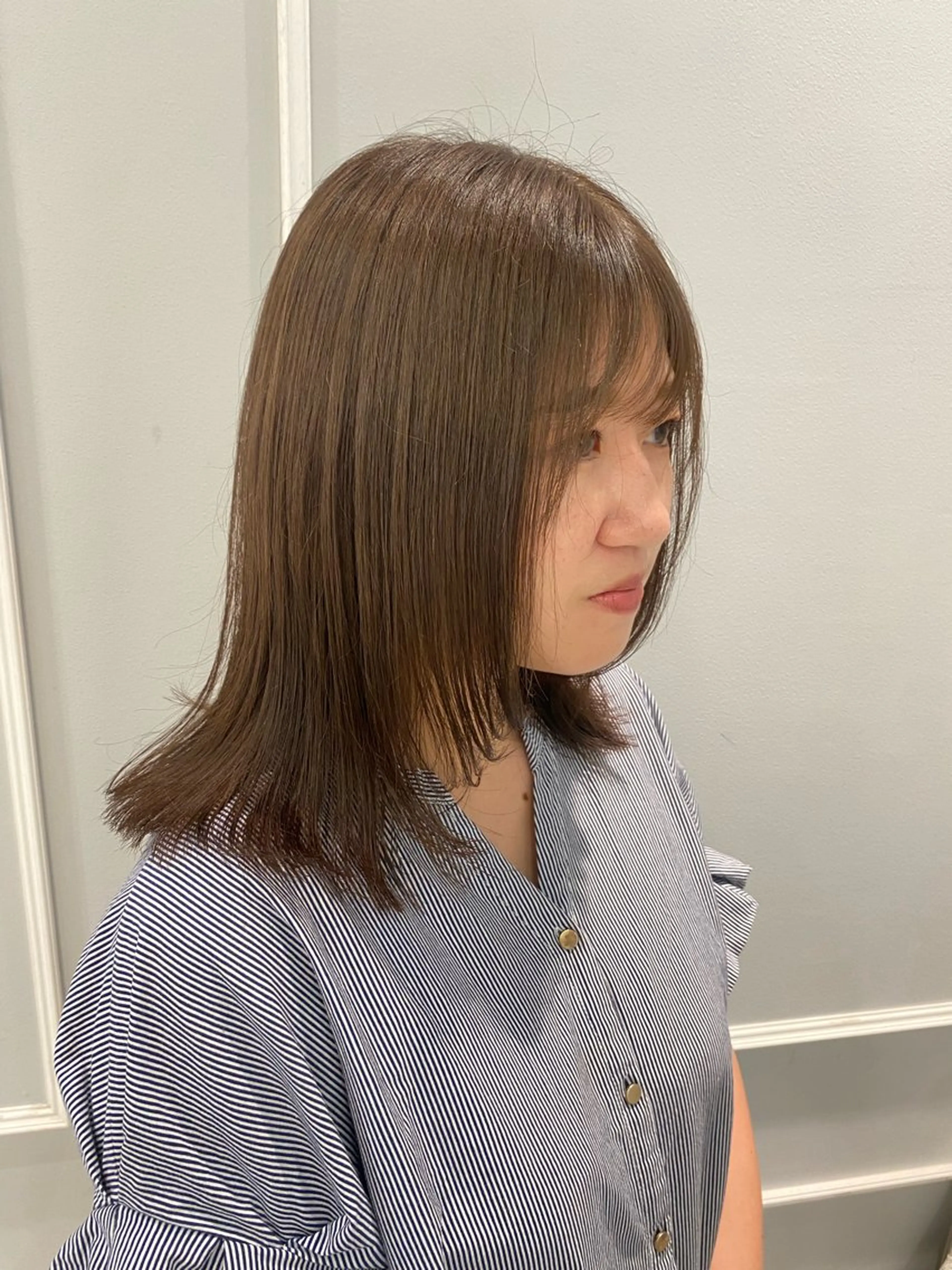 セミロング 顔まわりレイヤー 顔周りカット レイヤーカット カット ヘアカラー 韓国ヘア🍒渡辺 咲🍒のヘアスタイル