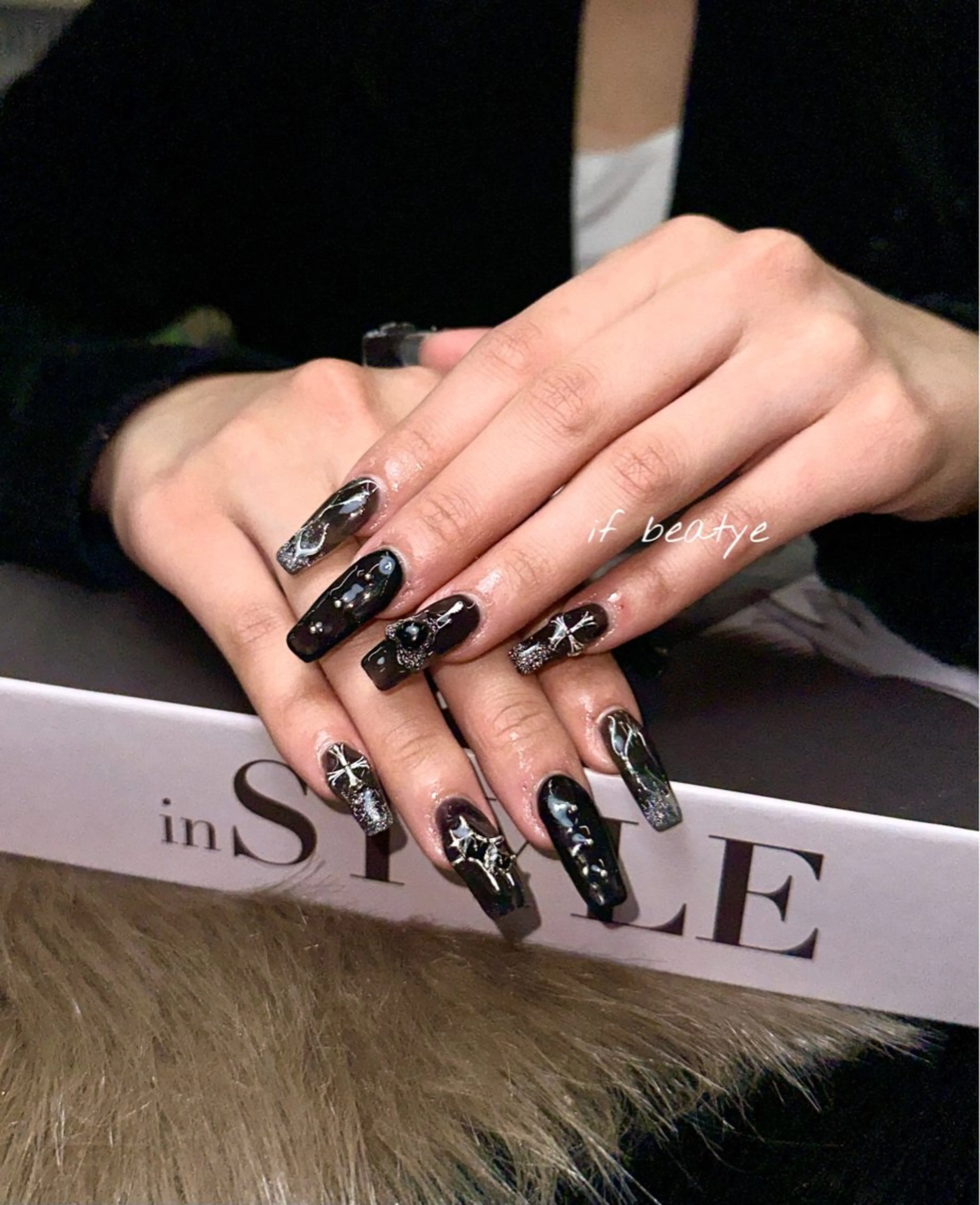 ネイル アートネイル ジェルネイル パラジェル ワンホンネイル ハンドネイル if Hair＆Nail Salon所属・IKA /海外ネイル /個性派/ワンホンのネイルデザイン