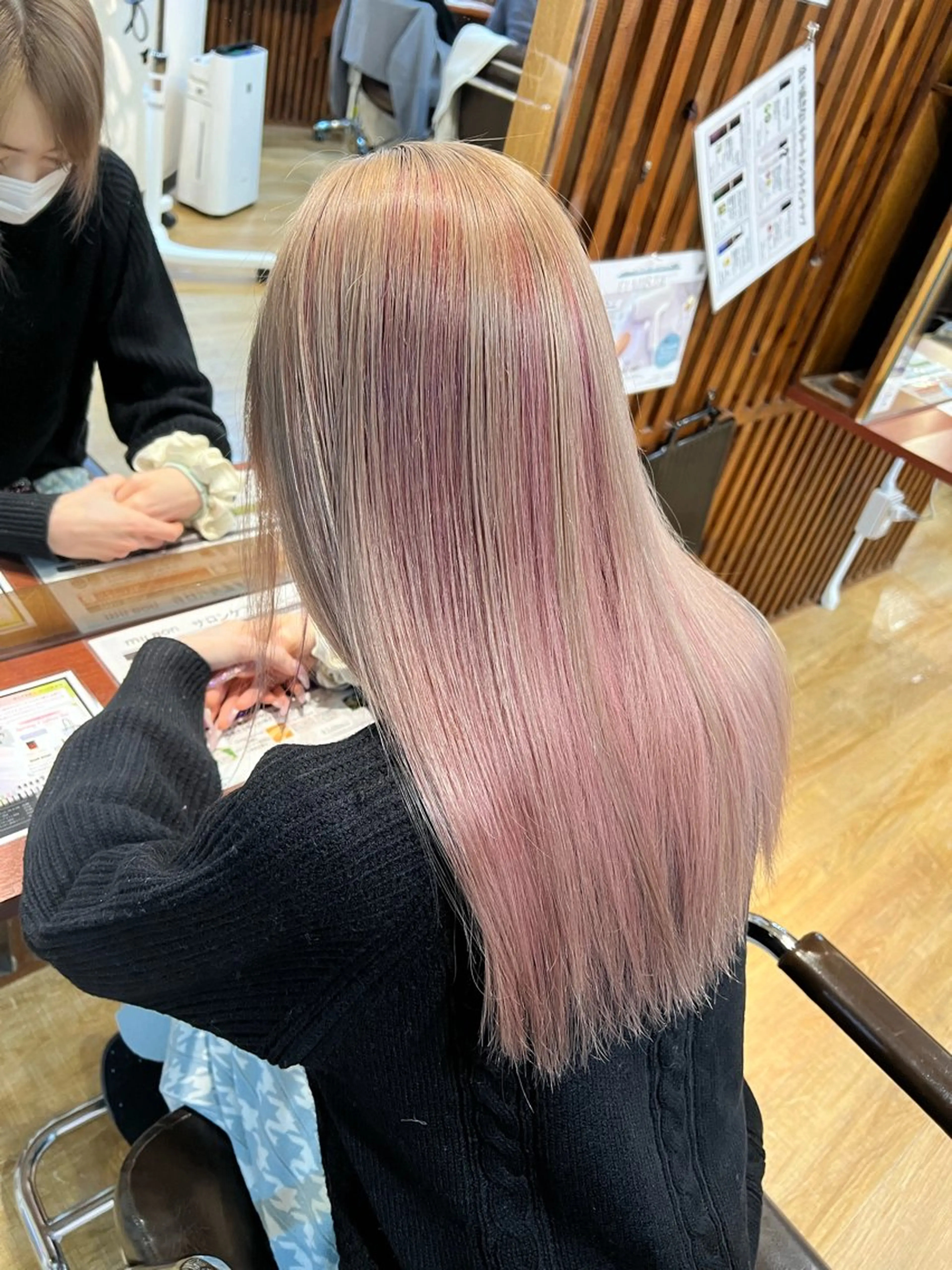 セミロング カット ヘアカラー ルーツ/ デザイン/ ハイトーン/おこのぎのヘアスタイル