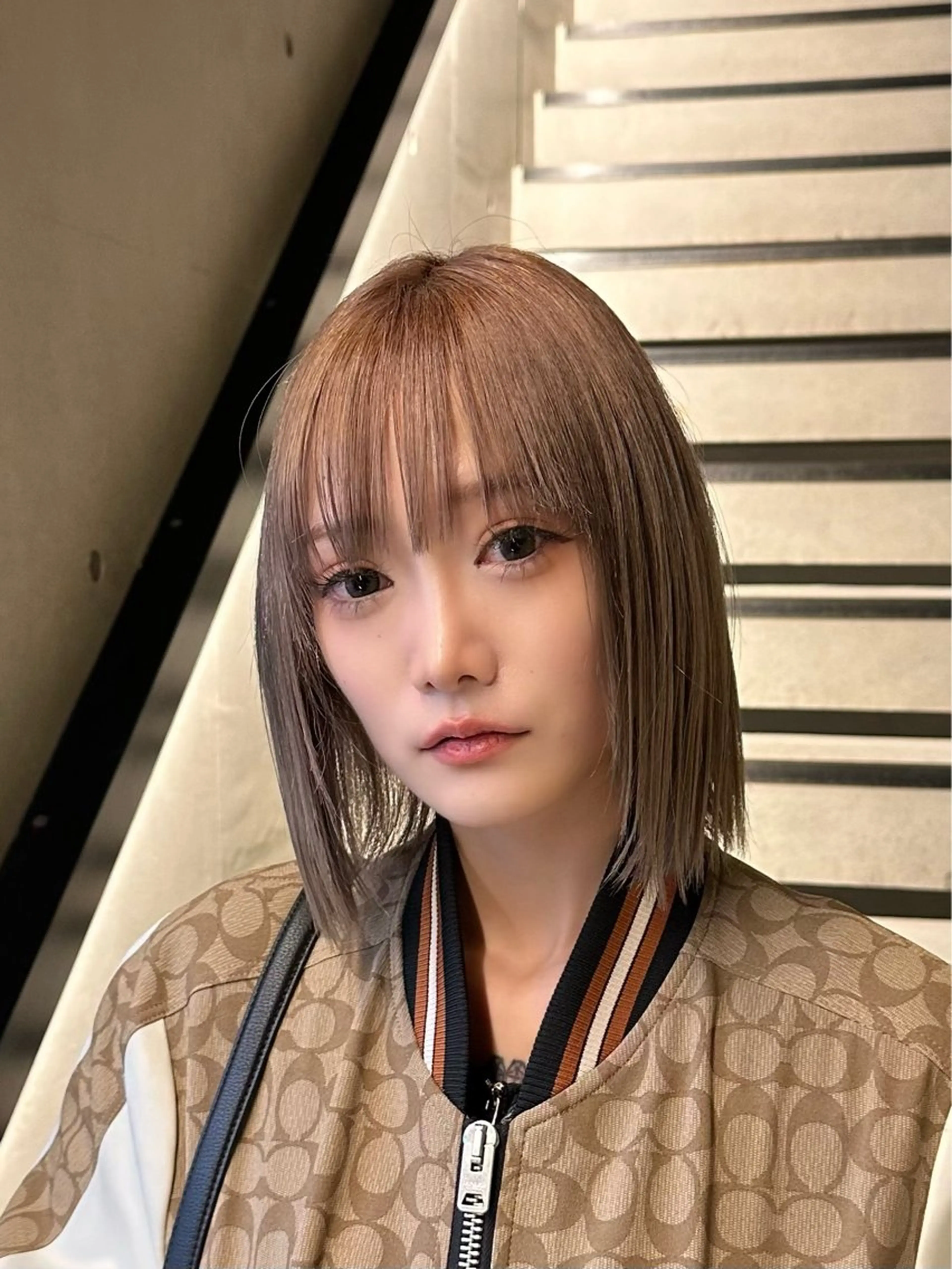 ミディアム 似合わせレイヤー /小田大樹のヘアスタイル