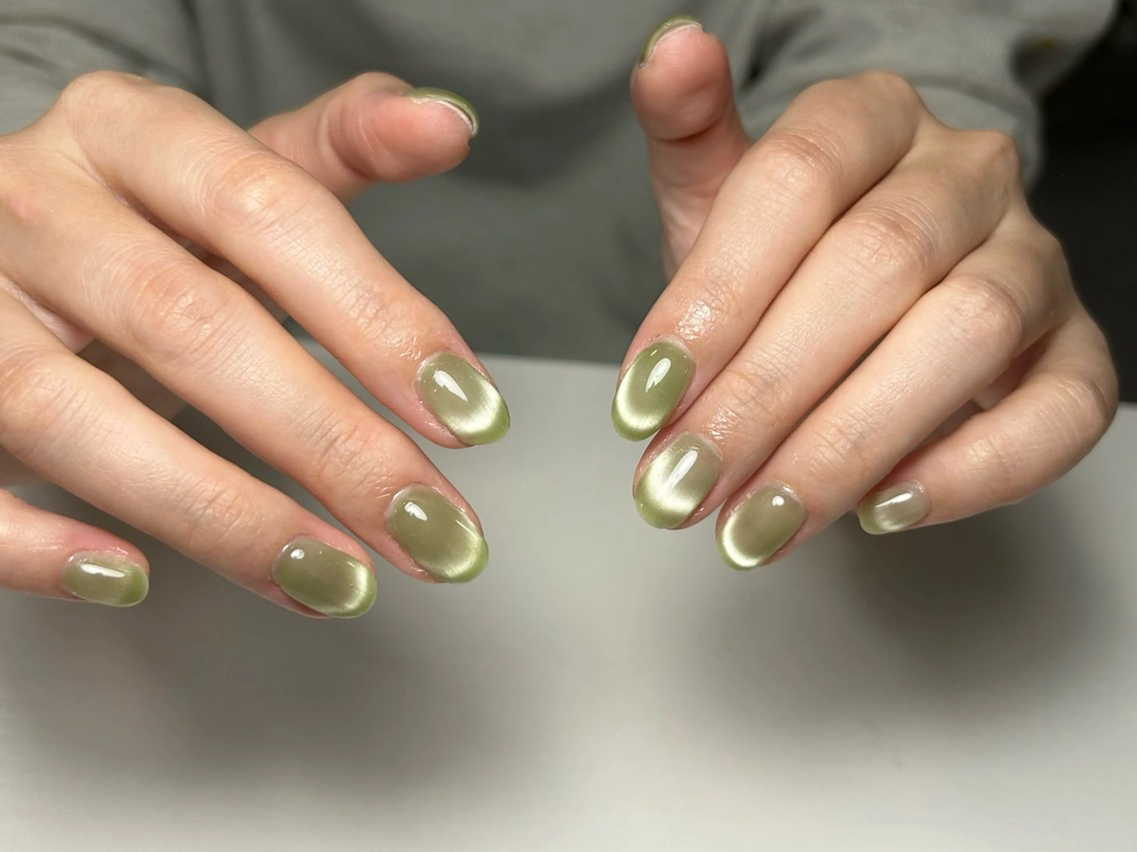 ミディアム ハンドネイル ビン アンのネイルデザイン