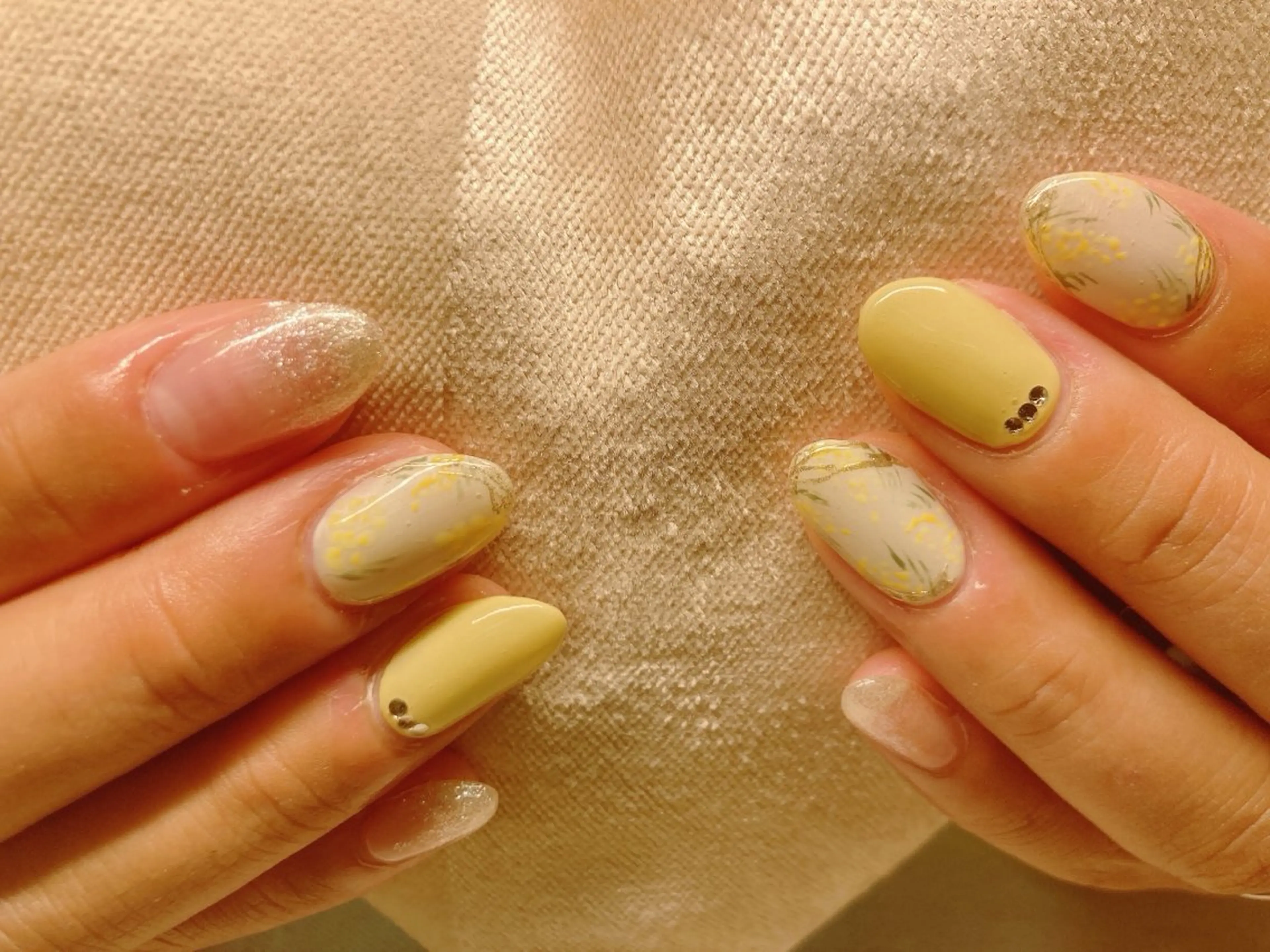 ネイル 寺山 千鶴のネイルデザイン