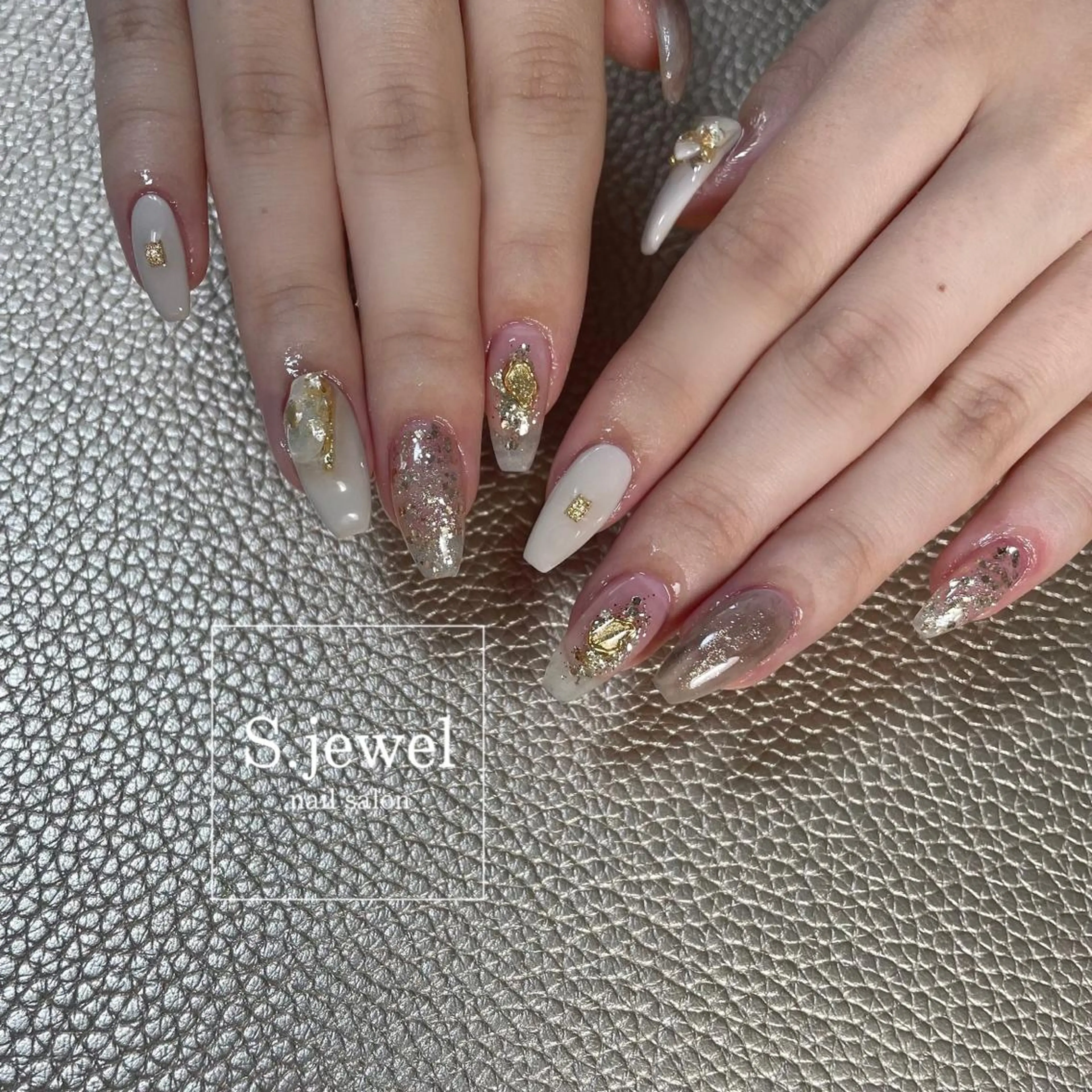 ネイル S. JEWELのネイルデザイン