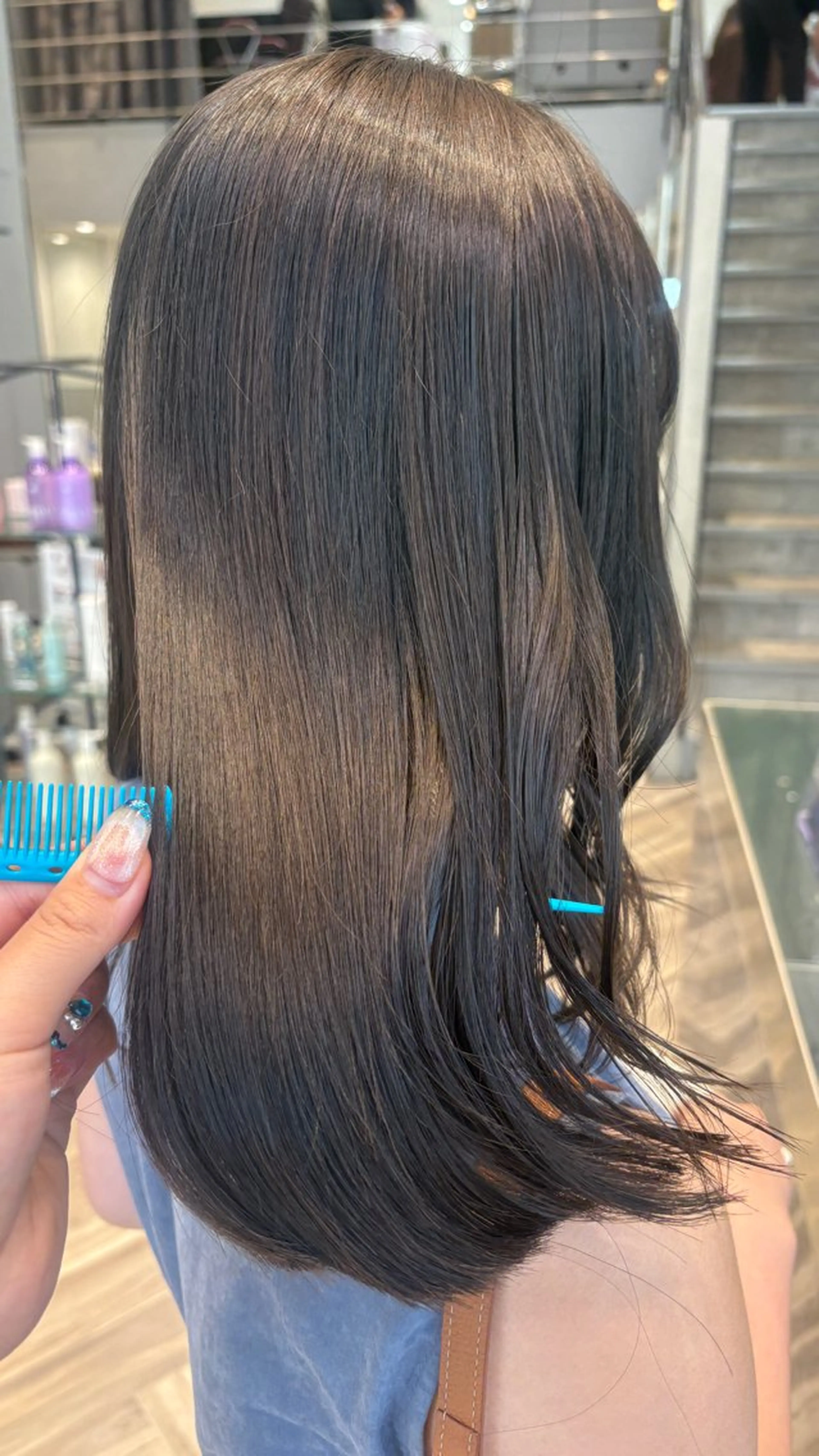 ロング カラー 李 文のヘアスタイル