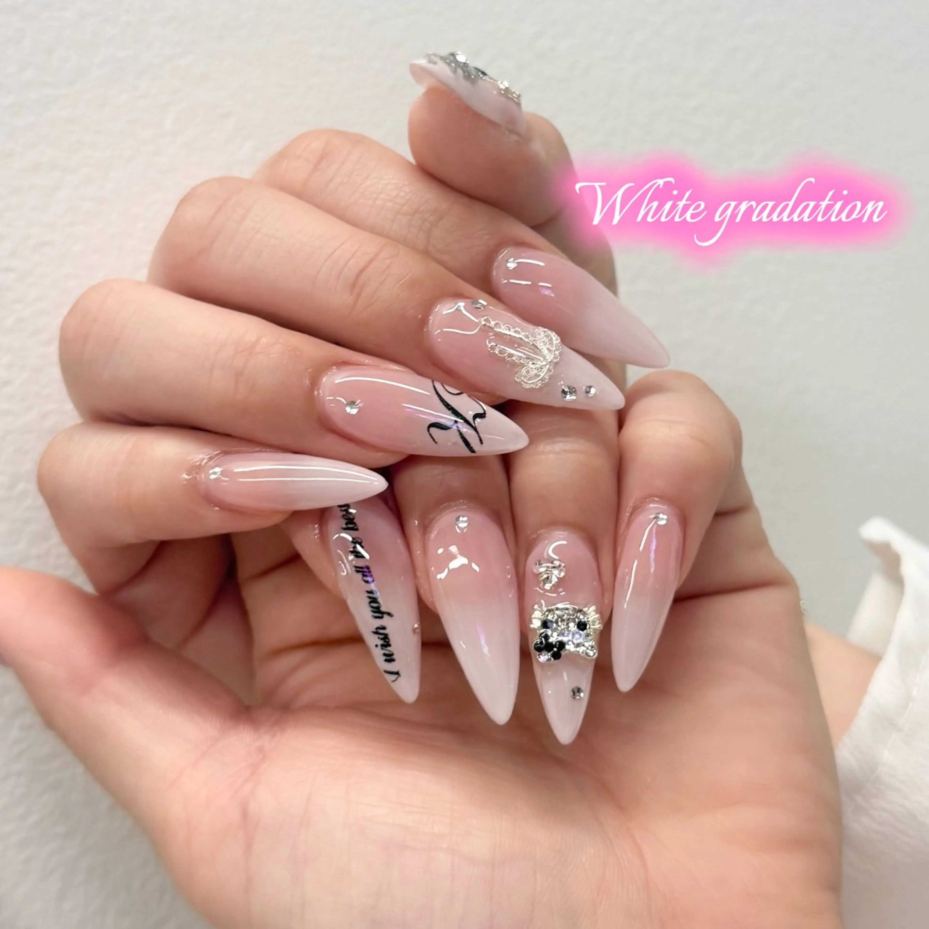 ネイル ハンドネイル 🍁nail. kaede🍁のネイルデザイン