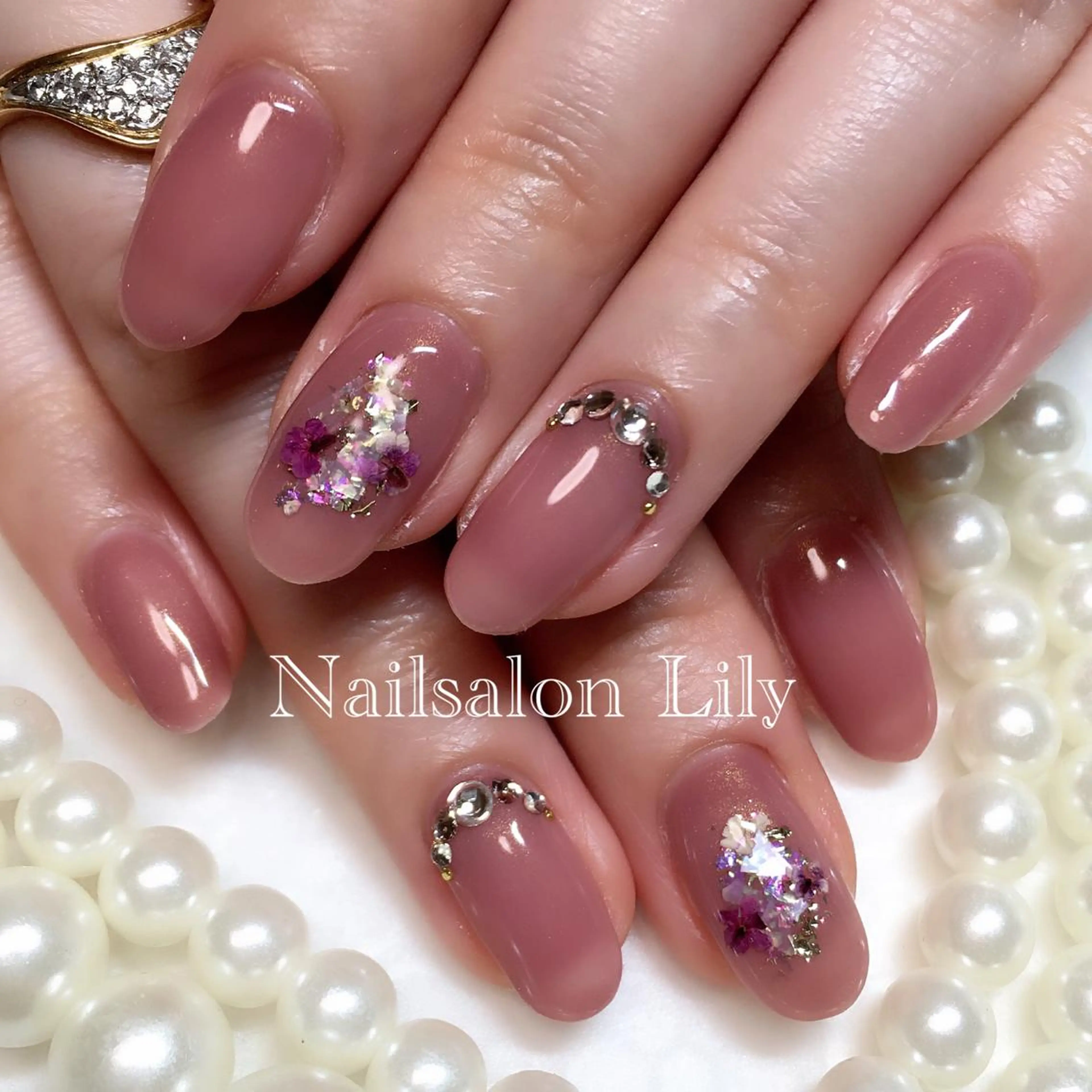 ネイル Lily*nail 🌻Mii🌻のネイルデザイン