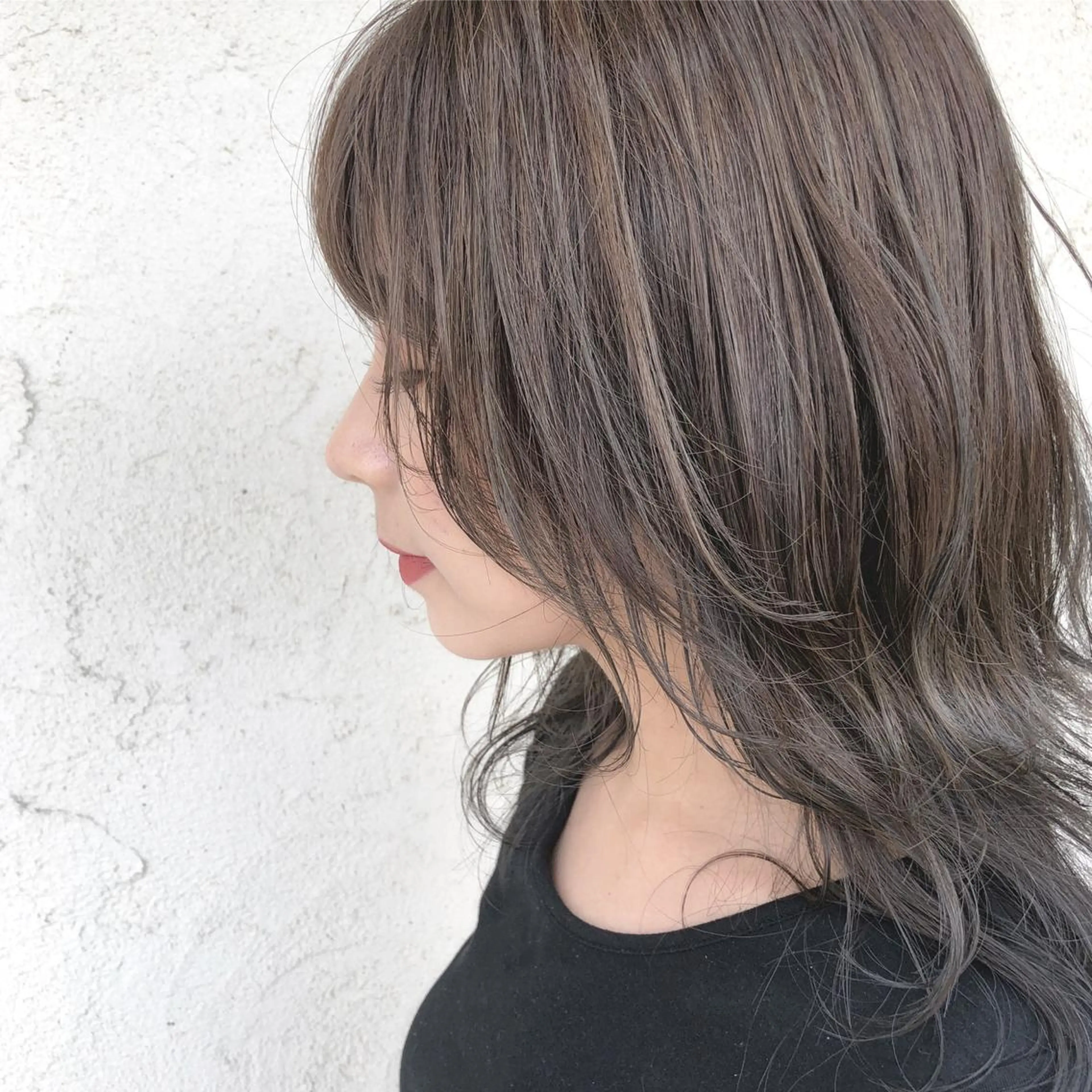 ミディアム カラー アディクシーカラー ウルフカット カット ヘアカラー トリートメント ヘアセット 艶髪育成サロン 京橋　shinのヘアスタイル