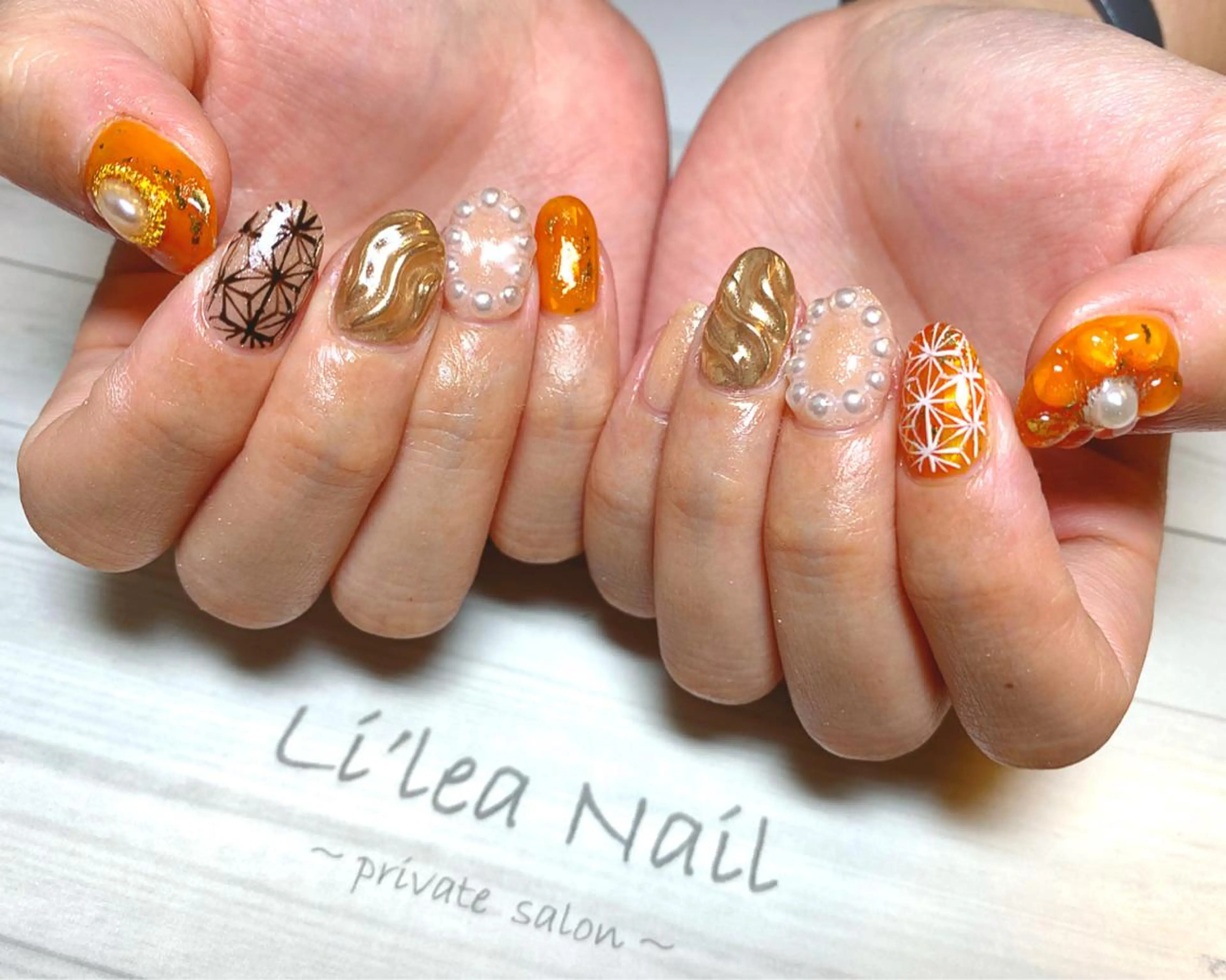 ネイル Li'leaNail AINAのネイルデザイン