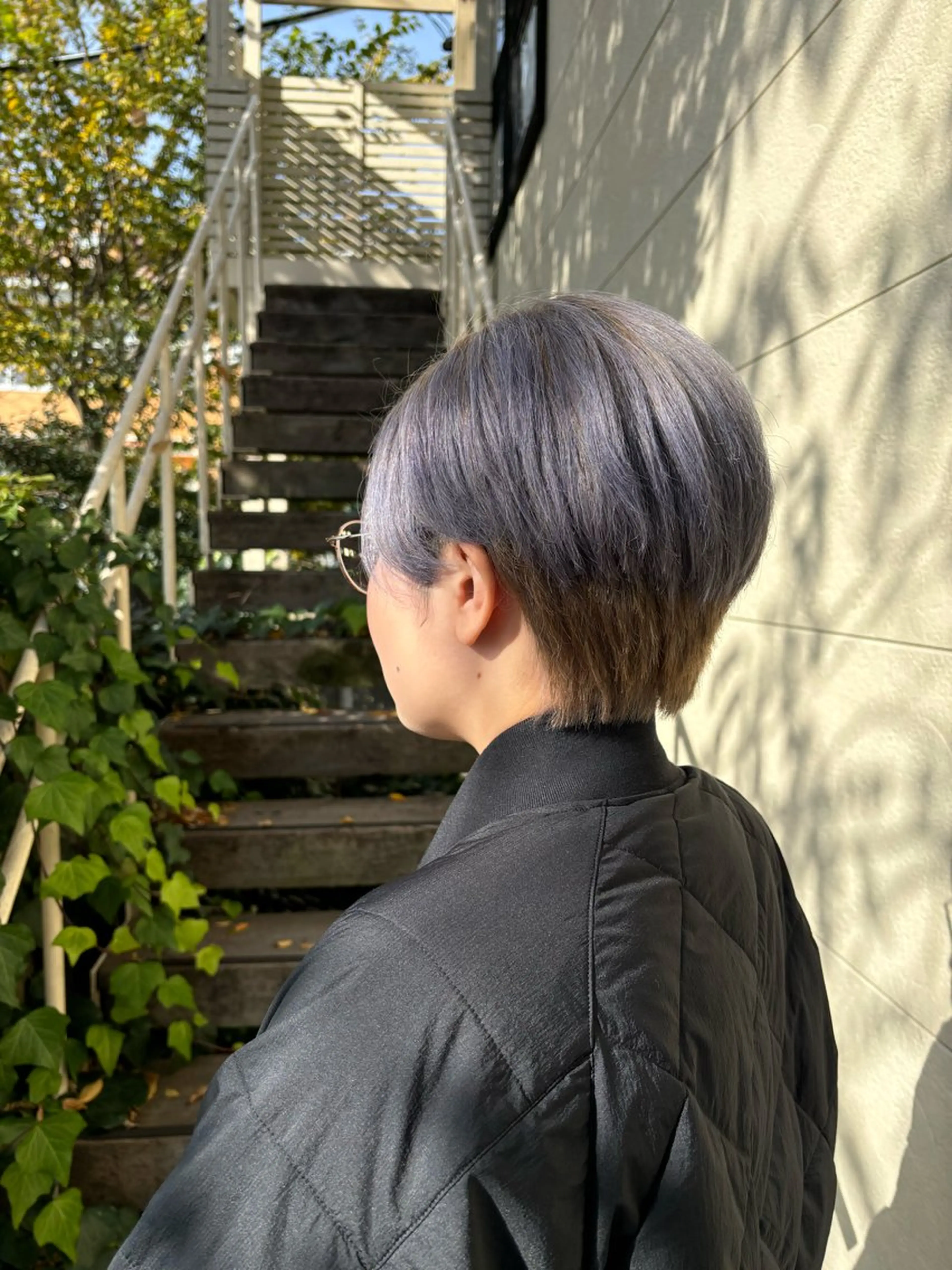 ショート ルプラボウ／艶カラー ／髪質改善／アサミのヘアスタイル