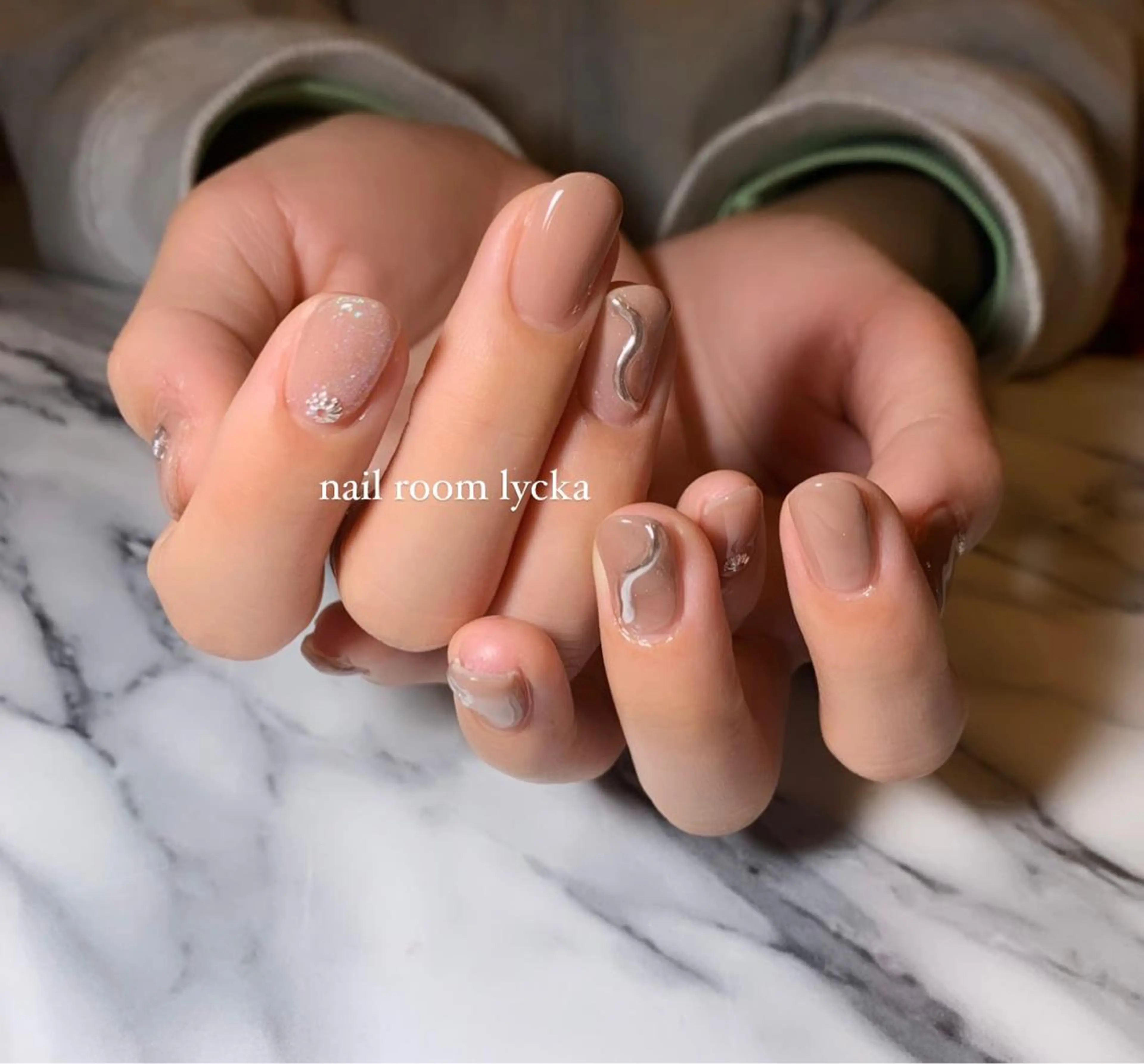 ネイル ﾈｲﾙﾙｰﾑﾘｯｶ 𝐦𝐚𝐲𝐮のネイルデザイン