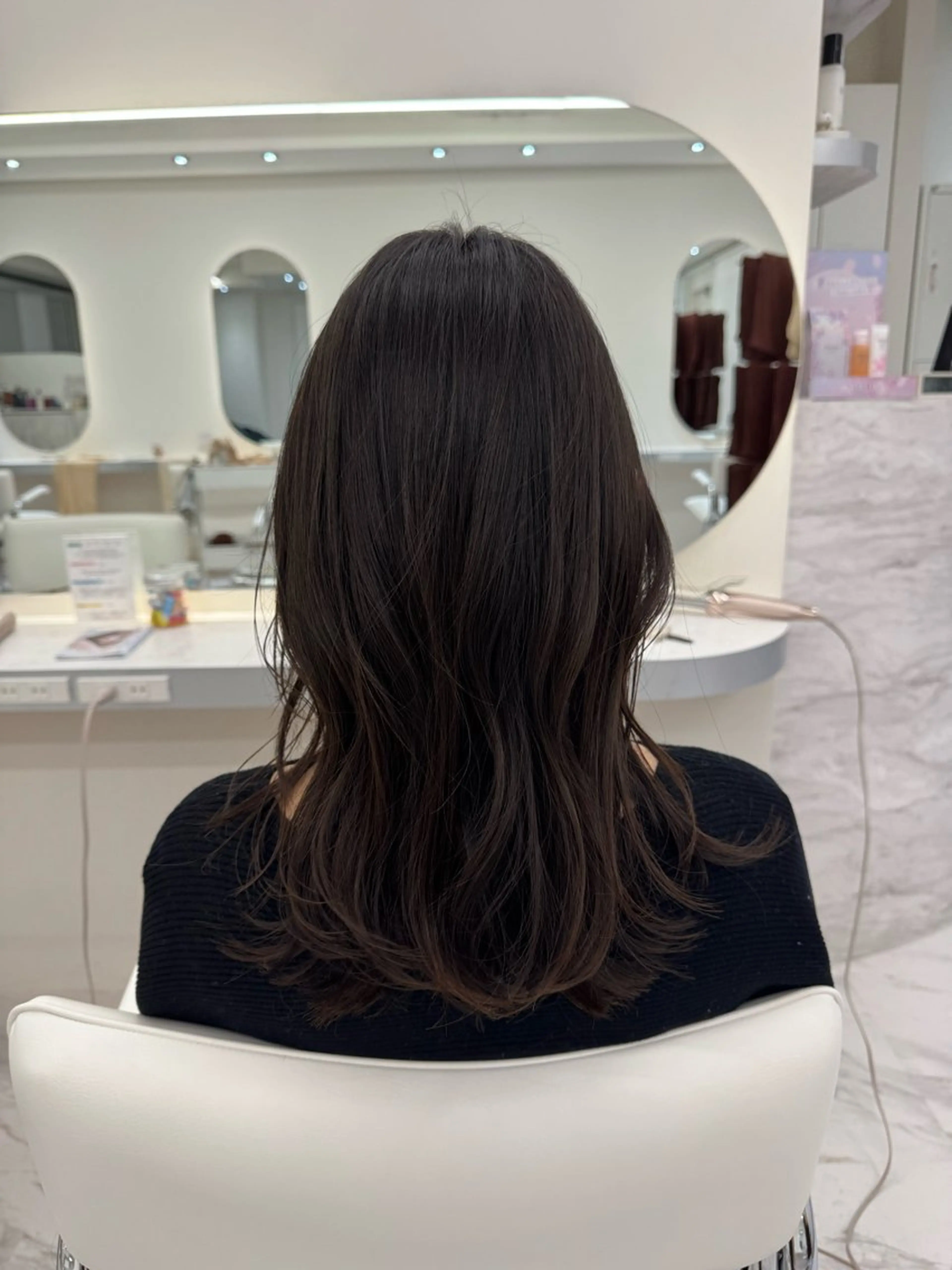 セミロング Battery 塚本所属・レイナ/ Battery 塚本のヘアスタイル