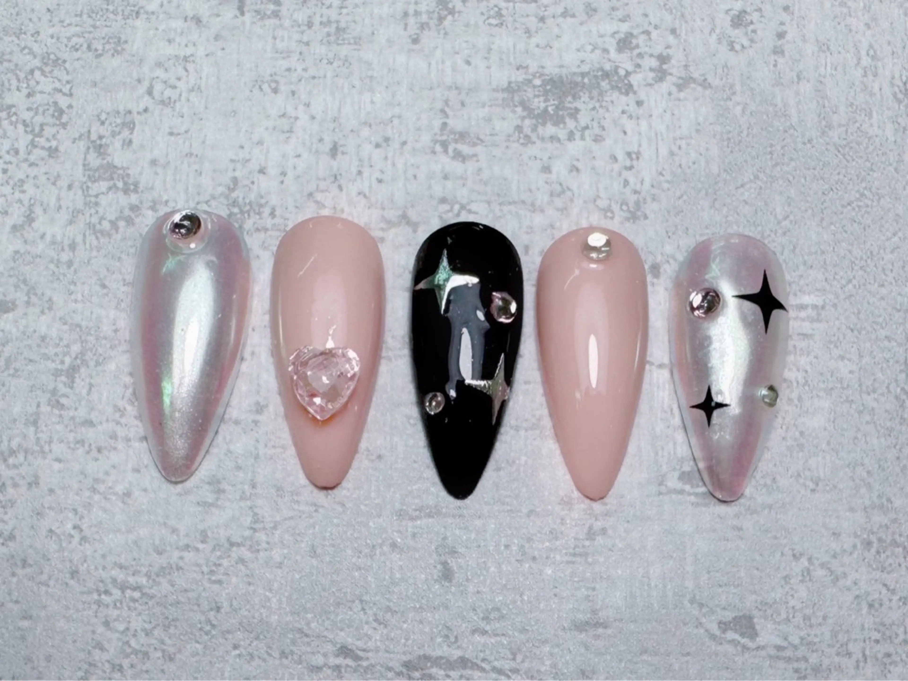 ネイル ハンドネイル lucky nail 歌舞伎町のネイルデザイン