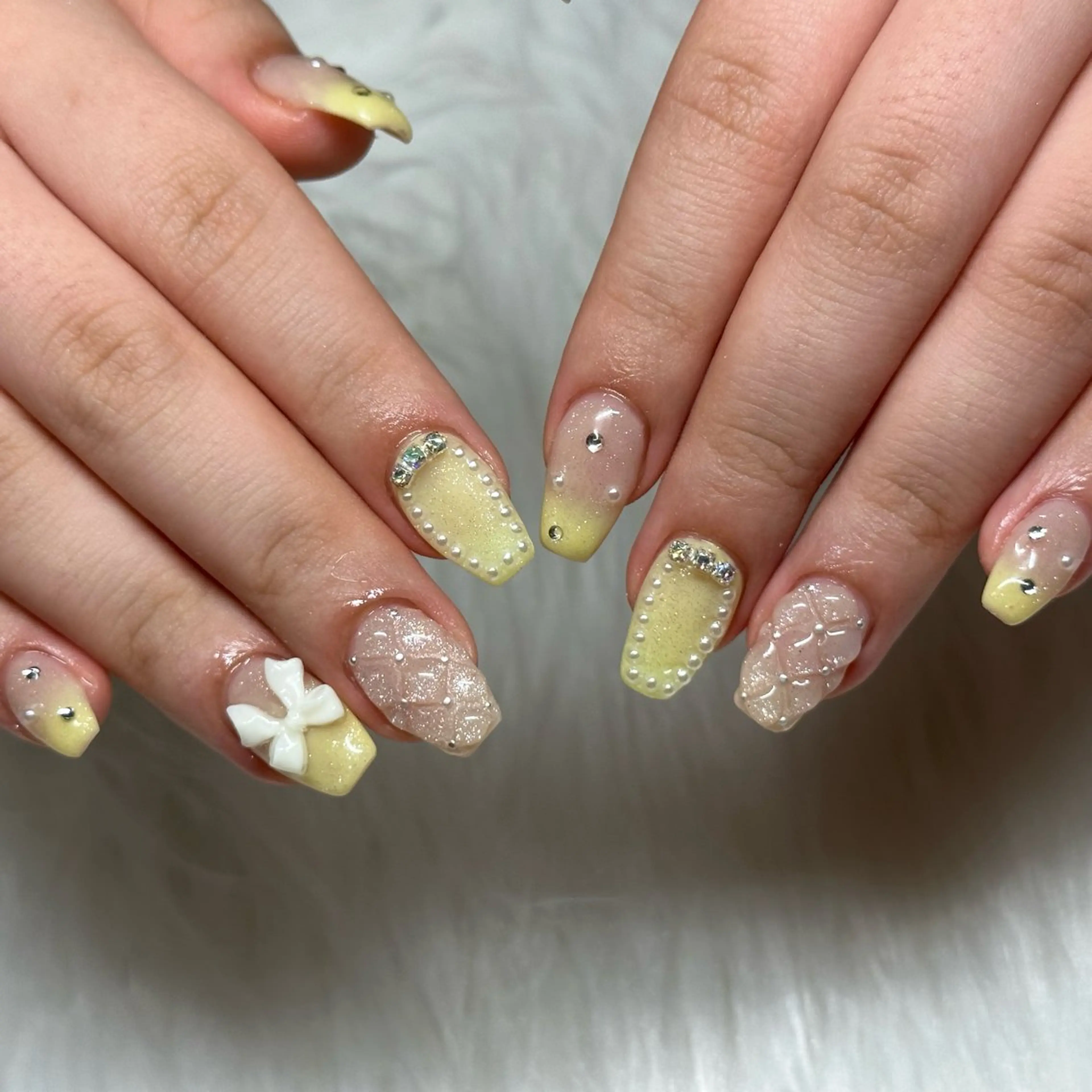 ネイル ハンドネイル Nailist Amiのネイルデザイン