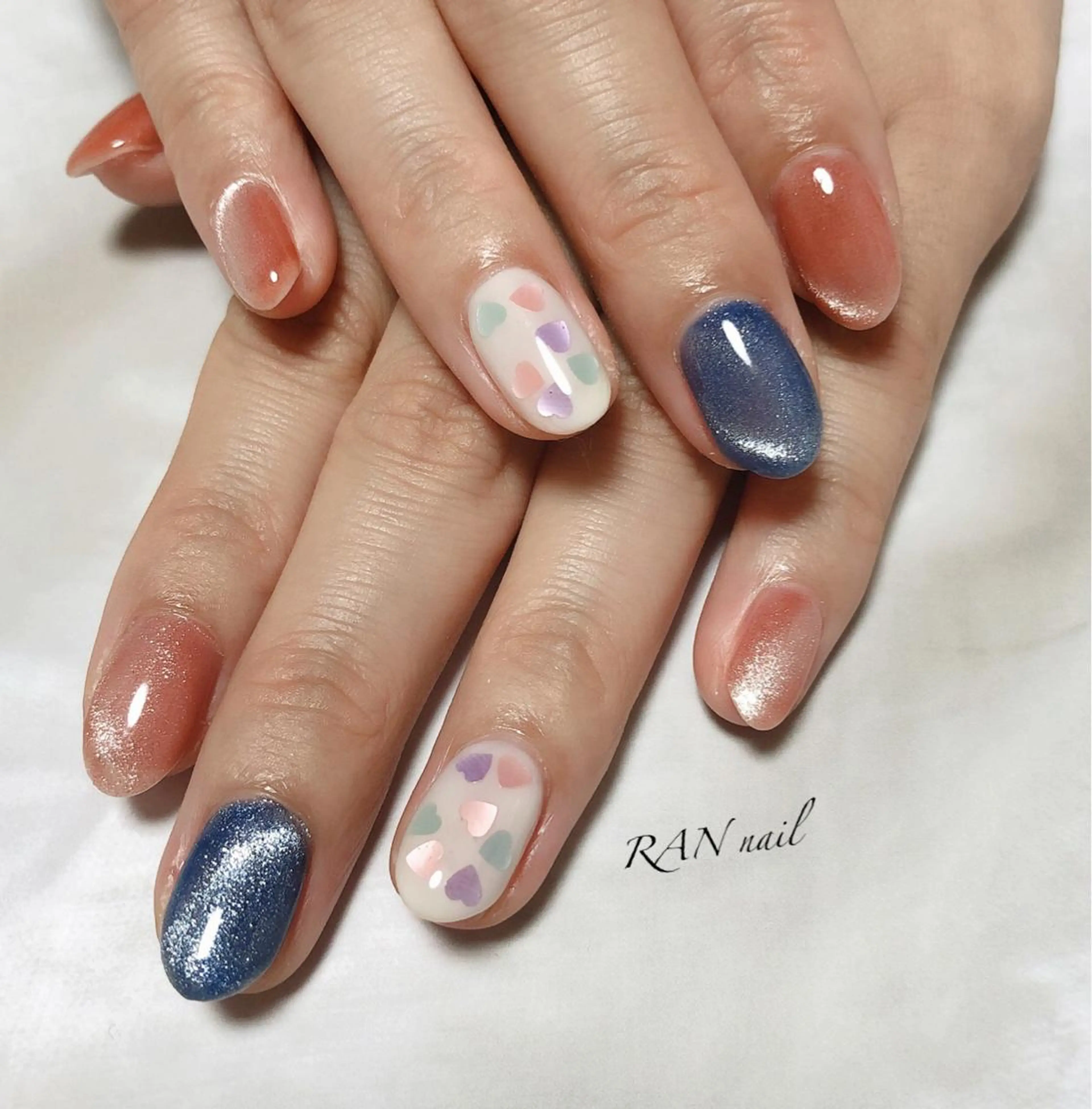 ネイル フットネイル ハート 水色 オフィスネイル ピンク ハンドネイル フットネイル RAN nail 〜ランネイル〜所属・RAN nailのネイルデザイン
