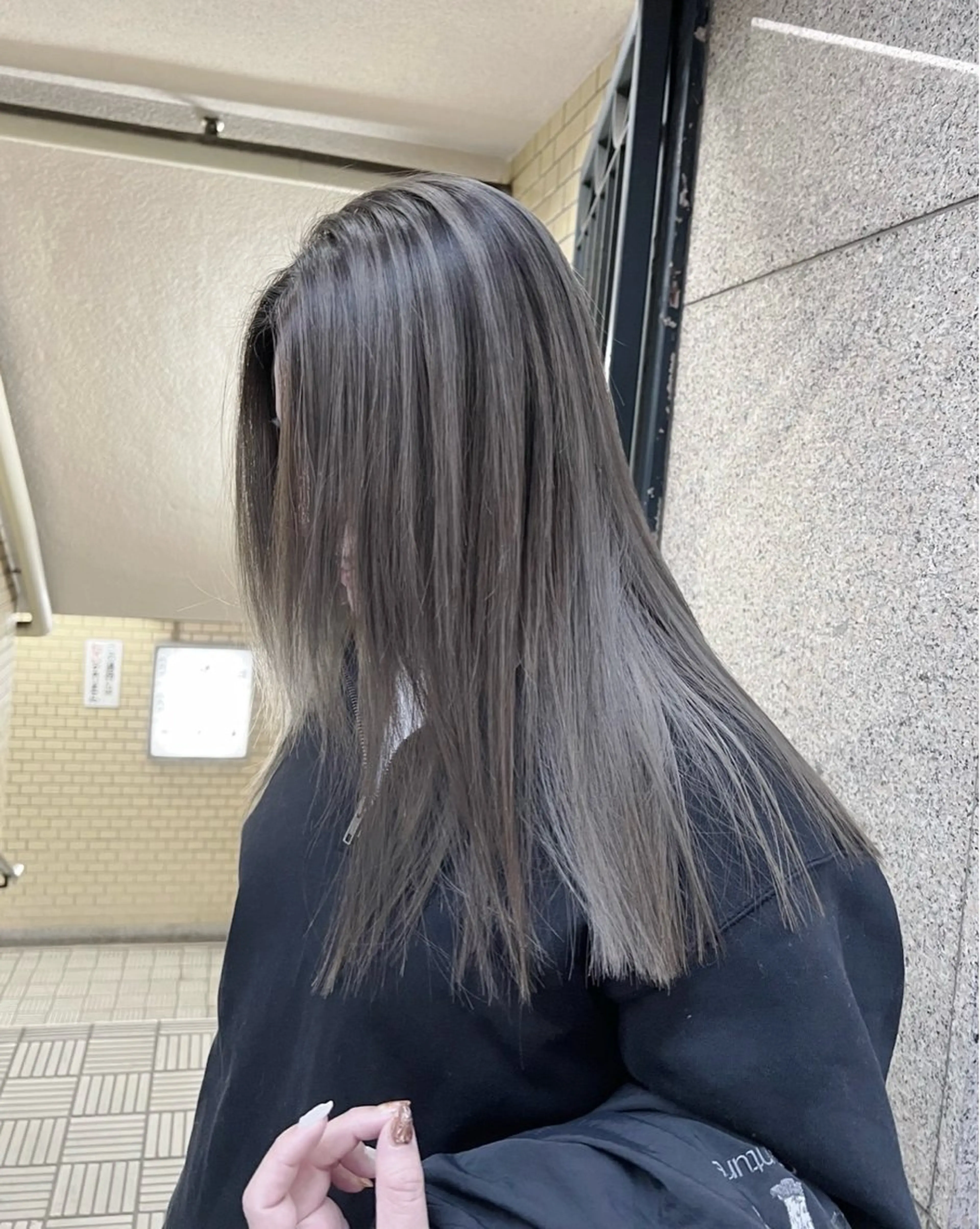 セミロング カラー バレイヤージュ グレージュ レイヤーカット ヘアカラー トリートメント ROBIN所属・指名数No.1 /NAOYAのヘアスタイル