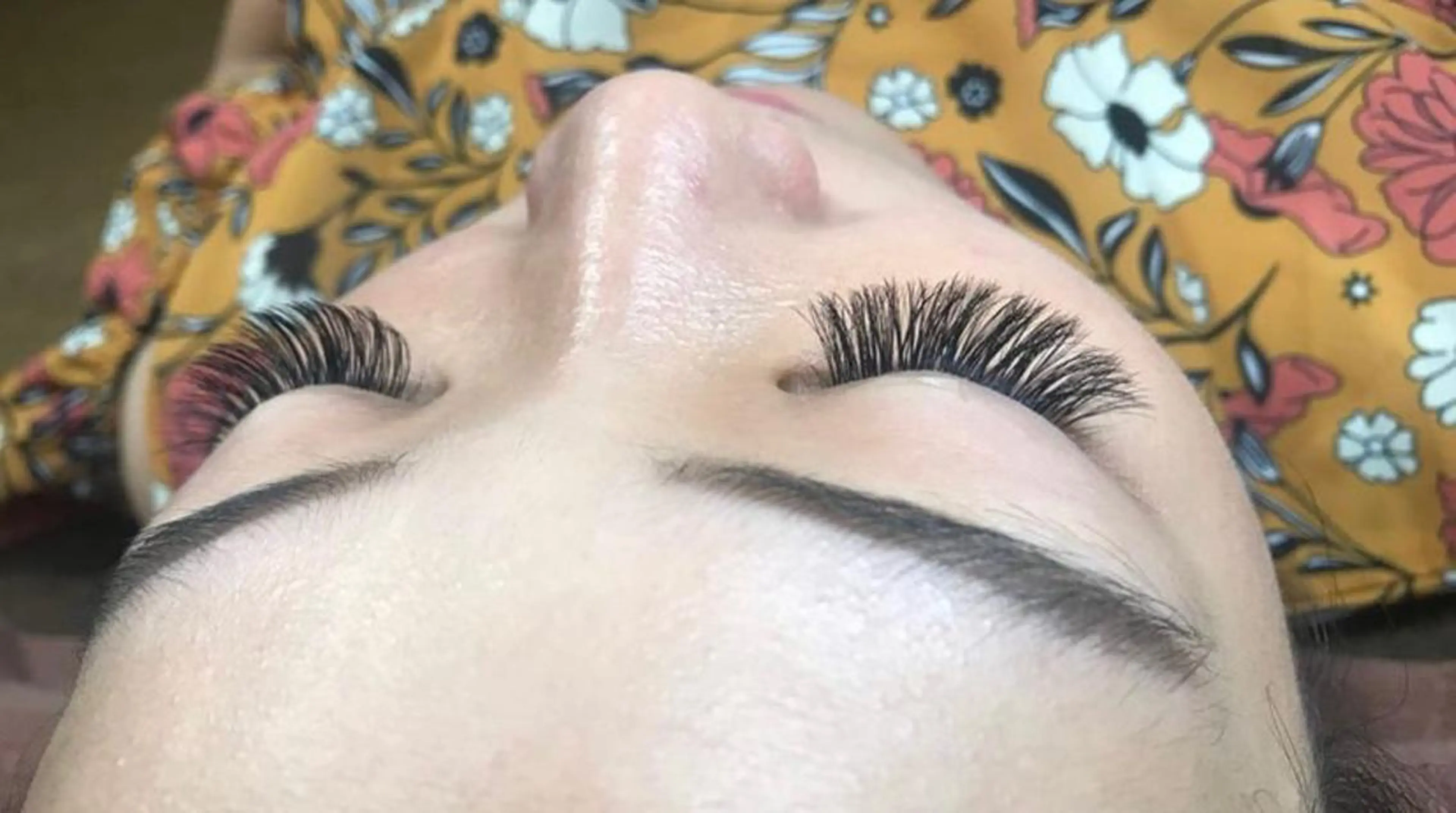 初回オフ込♡コーティング仕上げ ボリュームラッシュ付け放題の写真