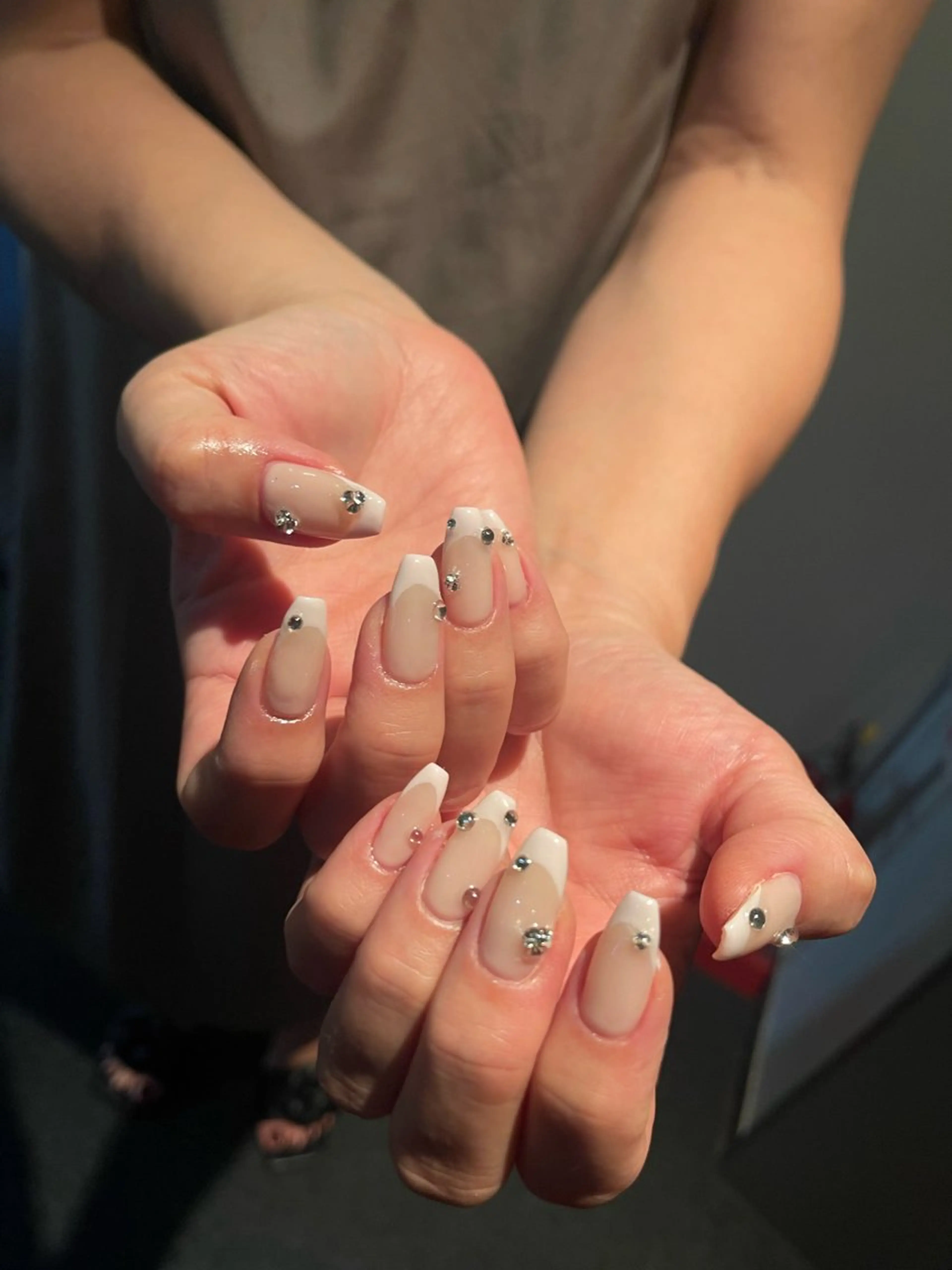 ネイル フレンチネイル グラデーション ラメ(グリッター) マグネットネイル ミラーネイル ハンドネイル 波 なみのネイルデザイン