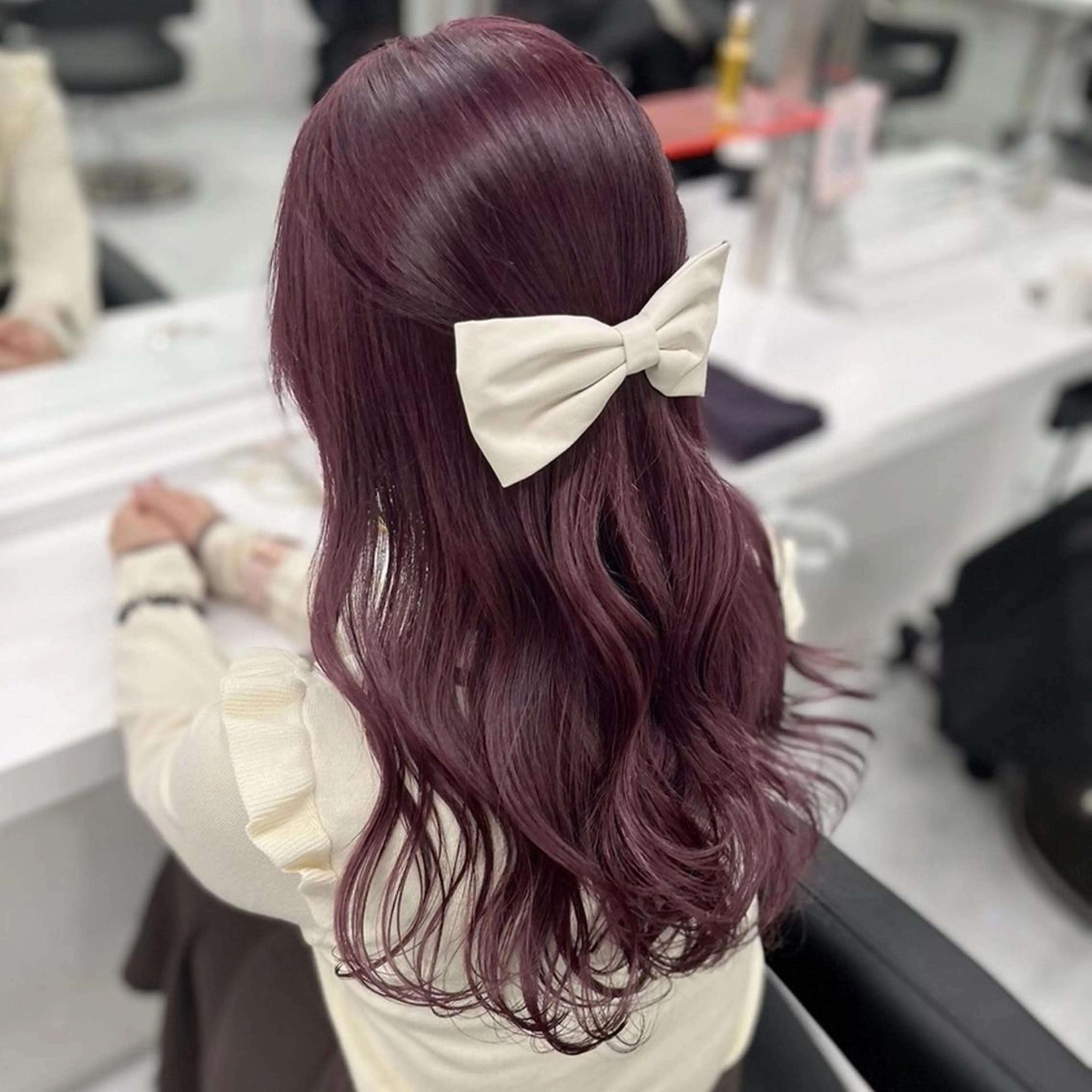 カラー 🎀春色韓国ヘア❤︎ THEATER🎀のヘアスタイル