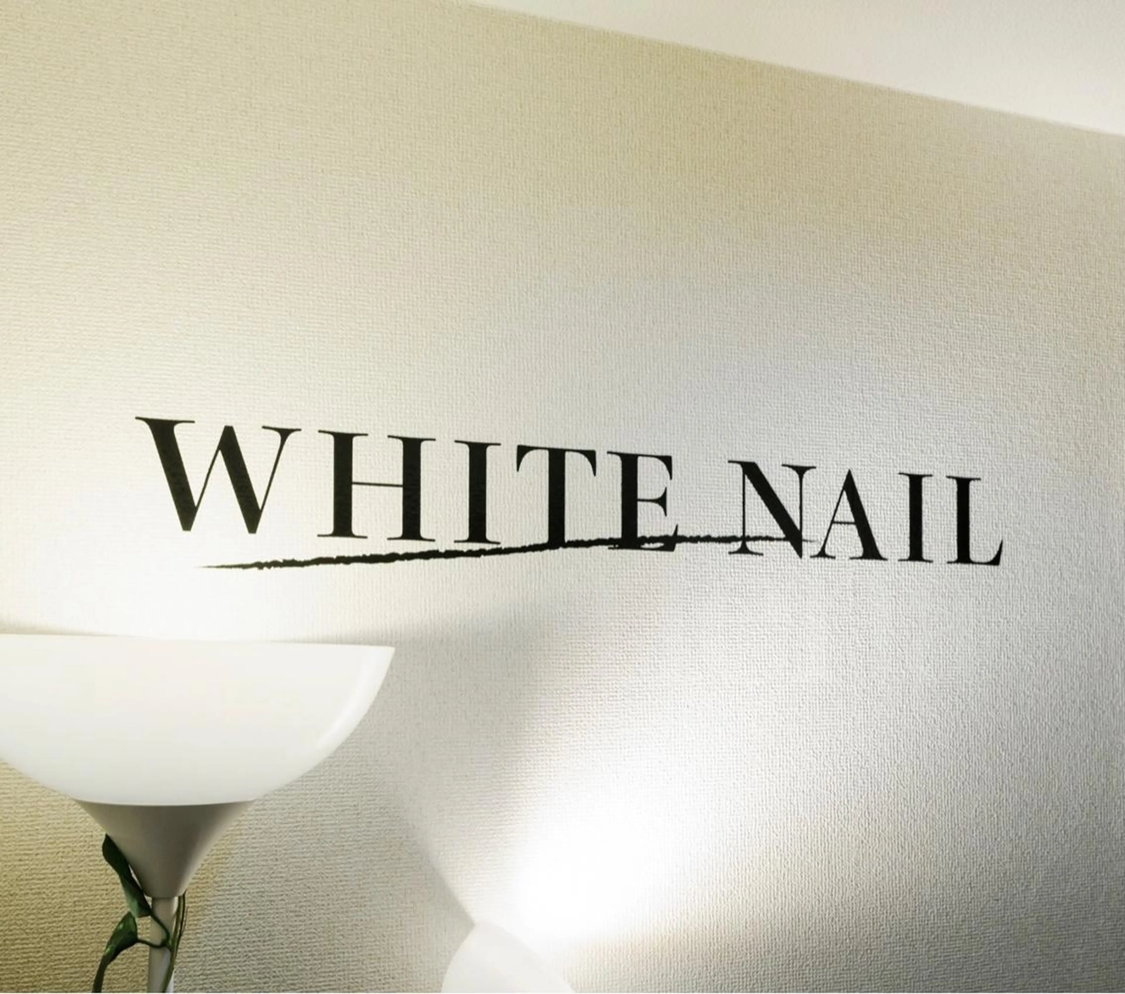 ネイル WHITE NAIL ホワイトネイルのネイルデザイン